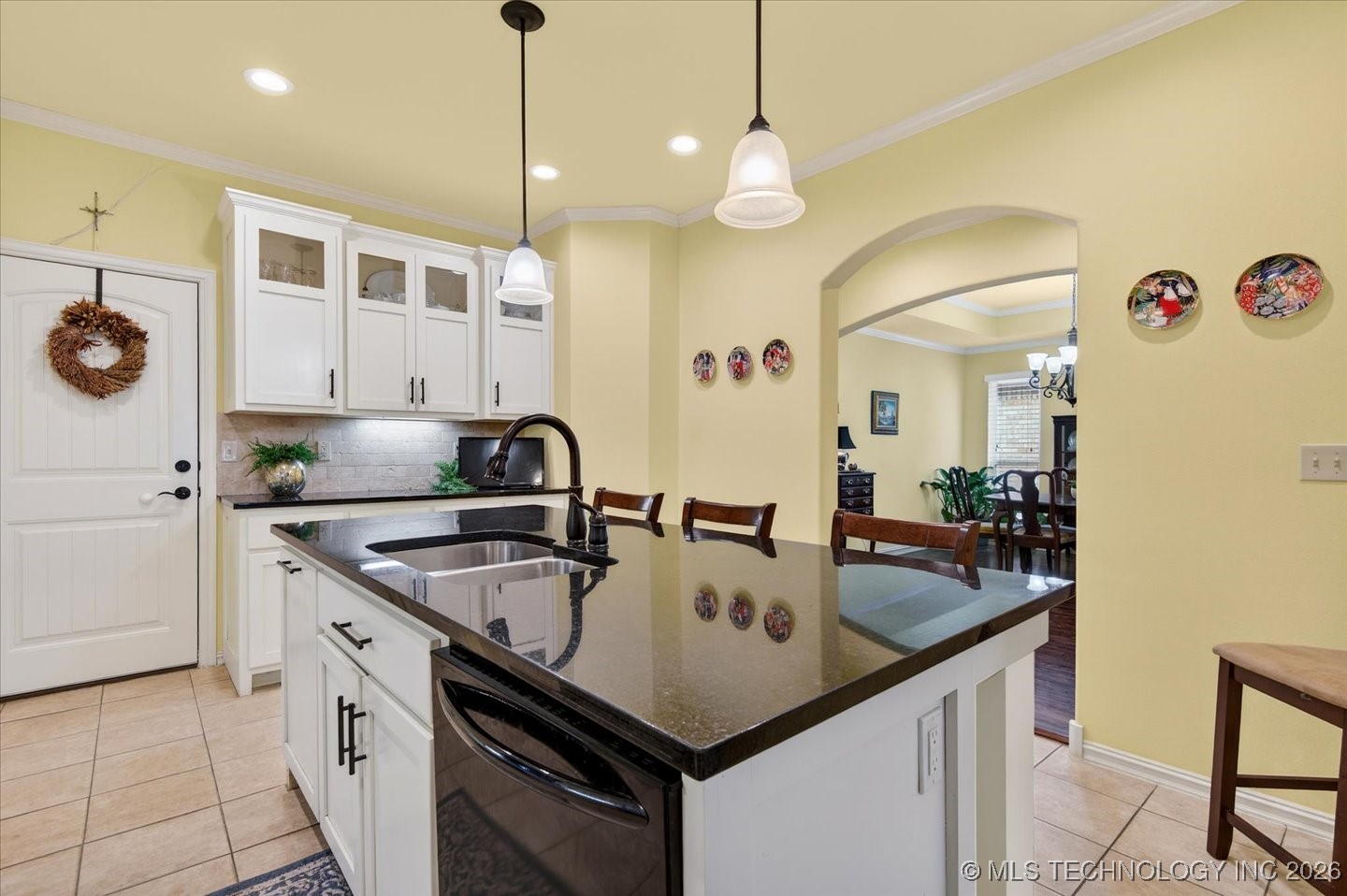 3227 Boardwalk Court Property Photo 7