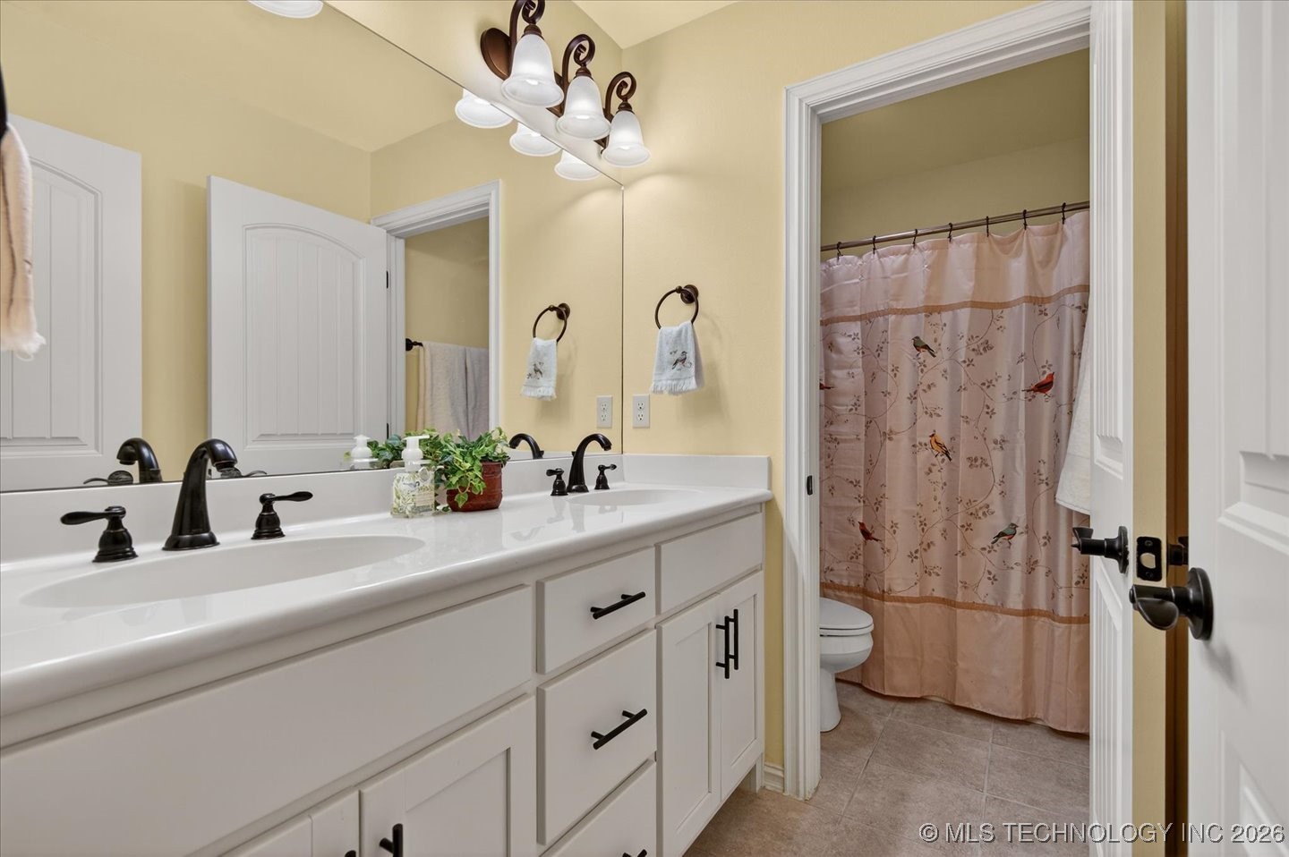 3227 Boardwalk Court Property Photo 22