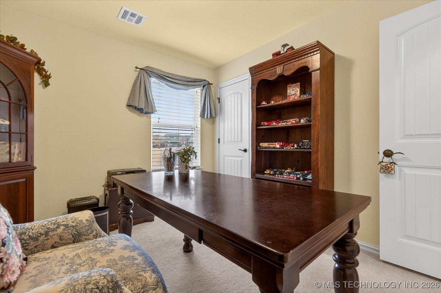 3227 Boardwalk Court Property Photo 23