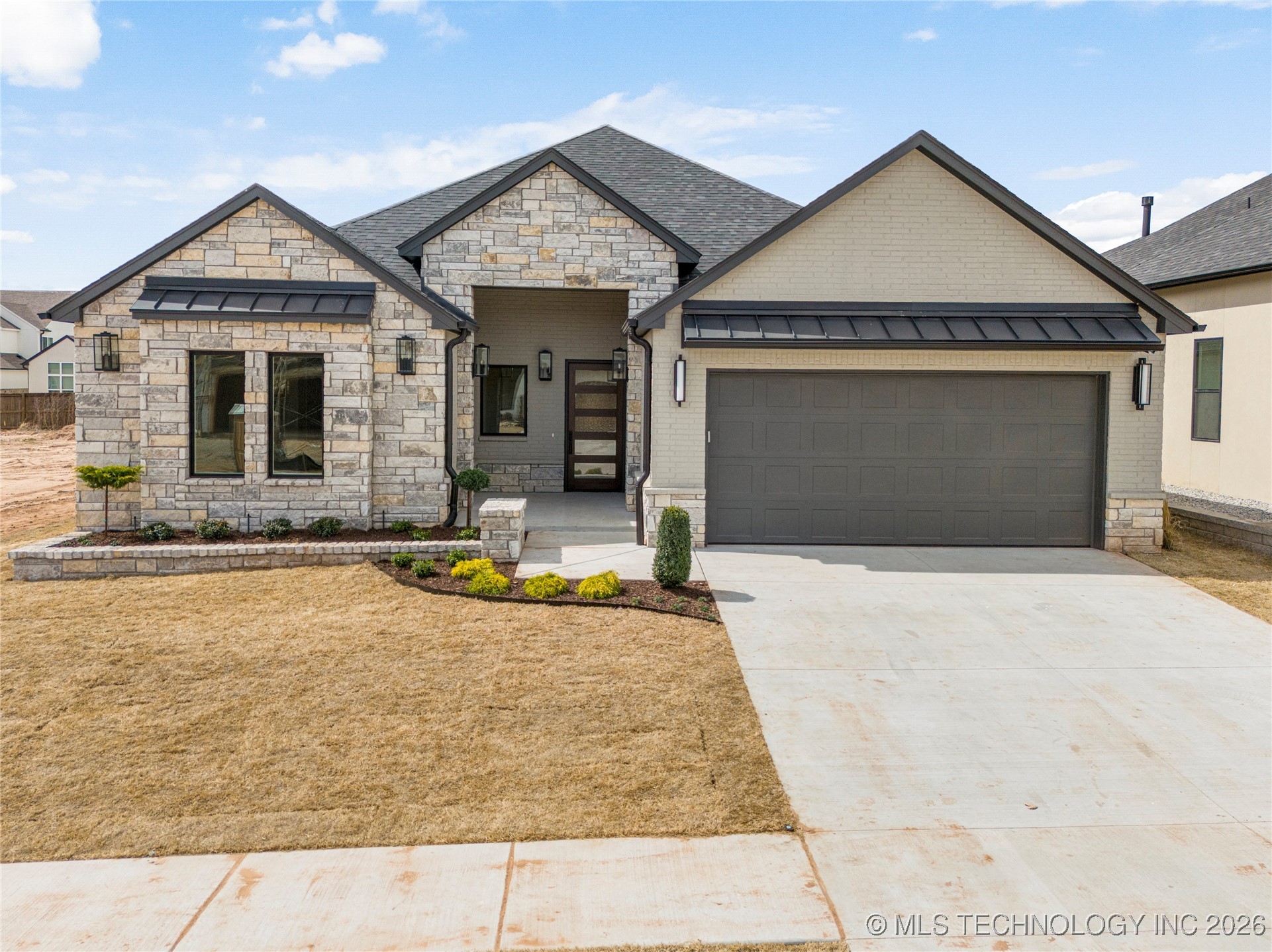 11927 S Vandalia Avenue Property Photo 1