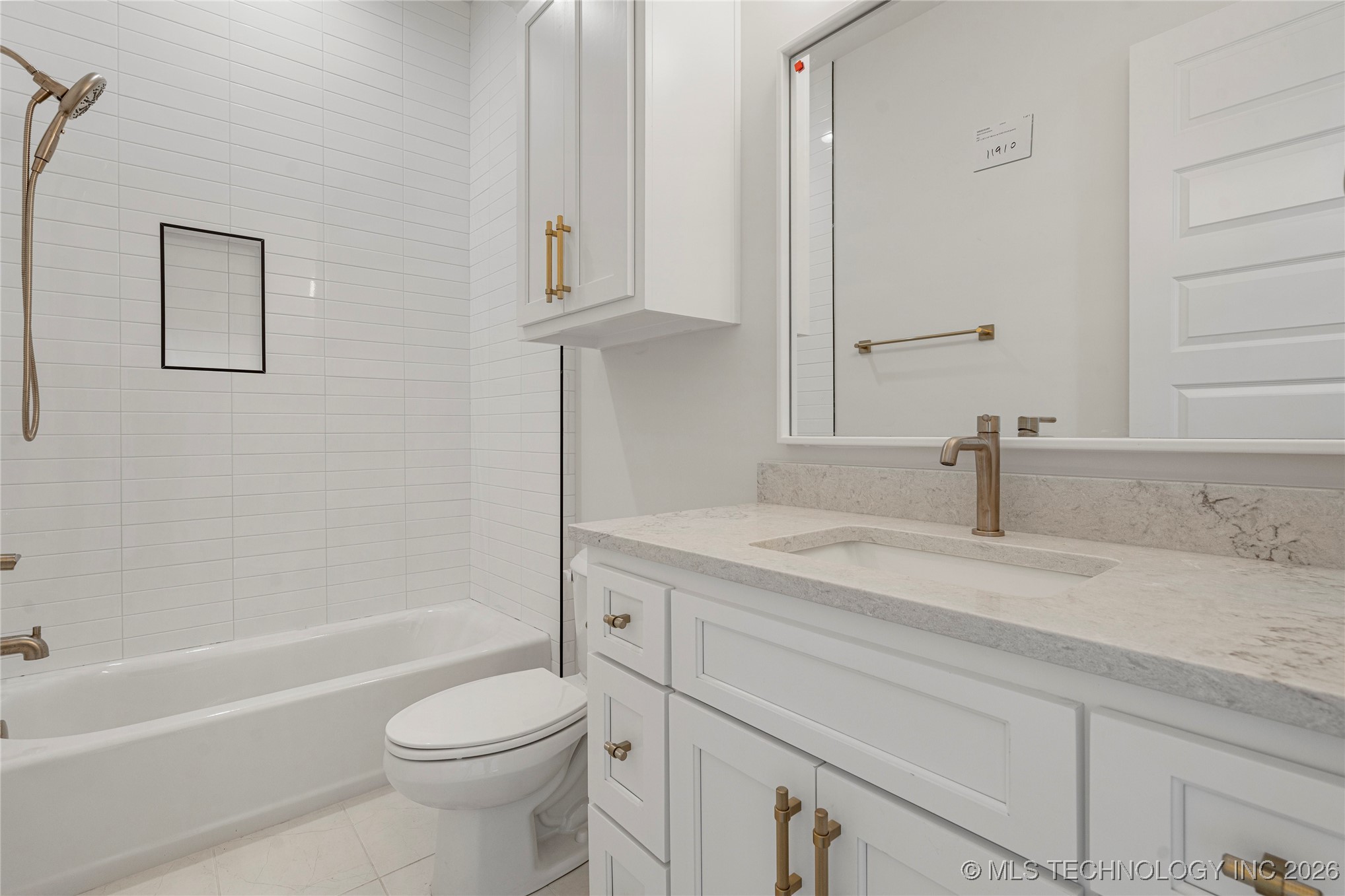 11927 S Vandalia Avenue Property Photo 21