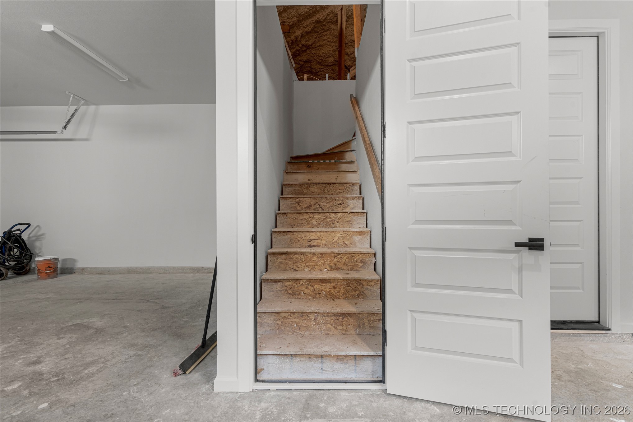 11927 S Vandalia Avenue Property Photo 41