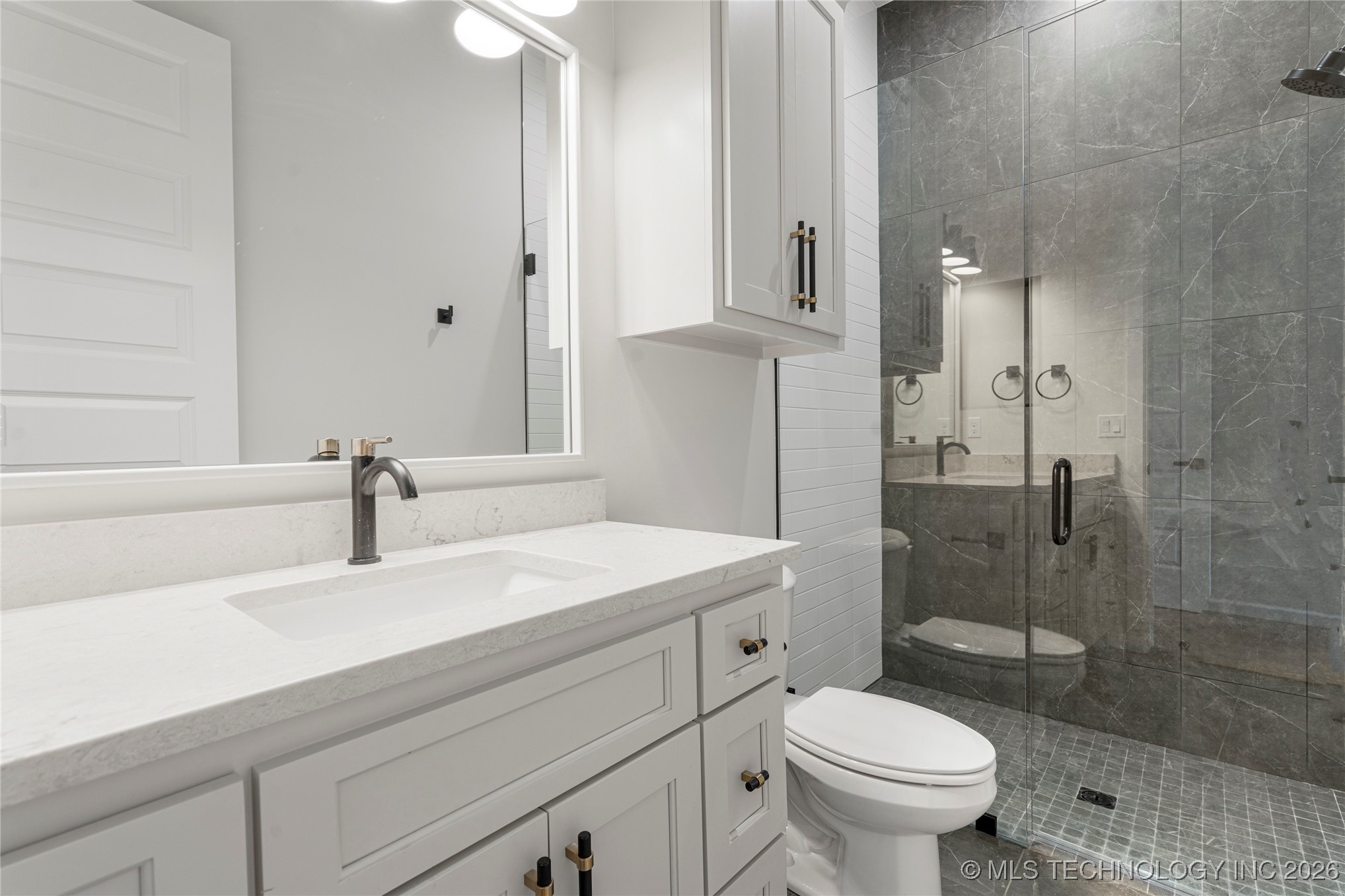 11927 S Vandalia Avenue Property Photo 45