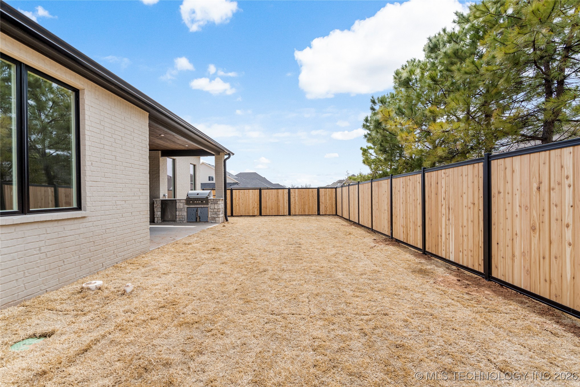 11927 S Vandalia Avenue Property Photo 55