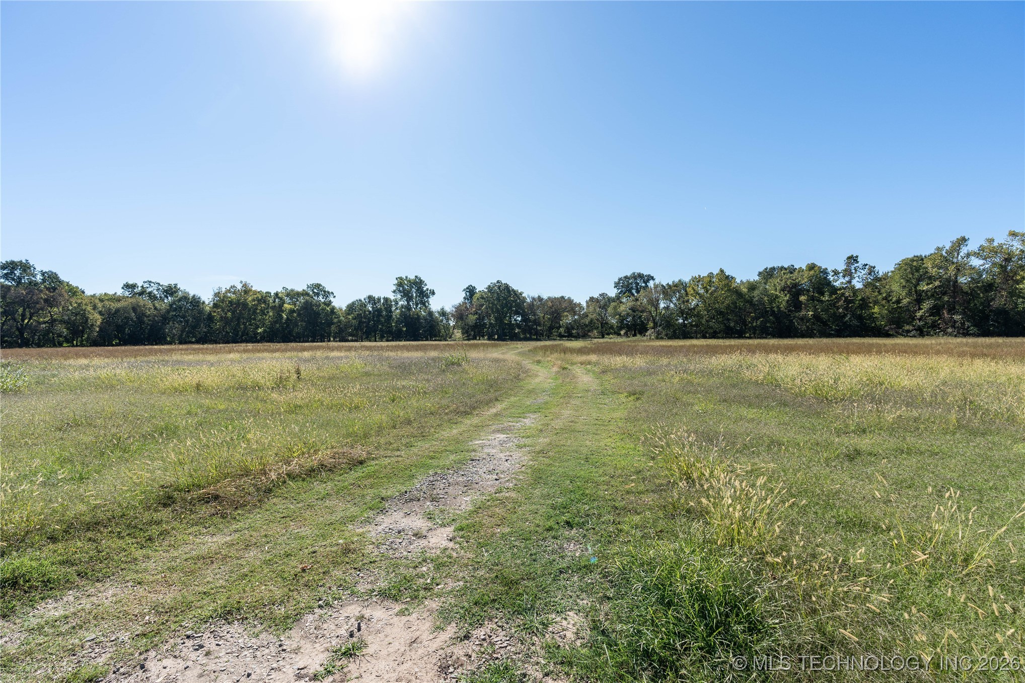 403238 E 1250 Property Photo 19