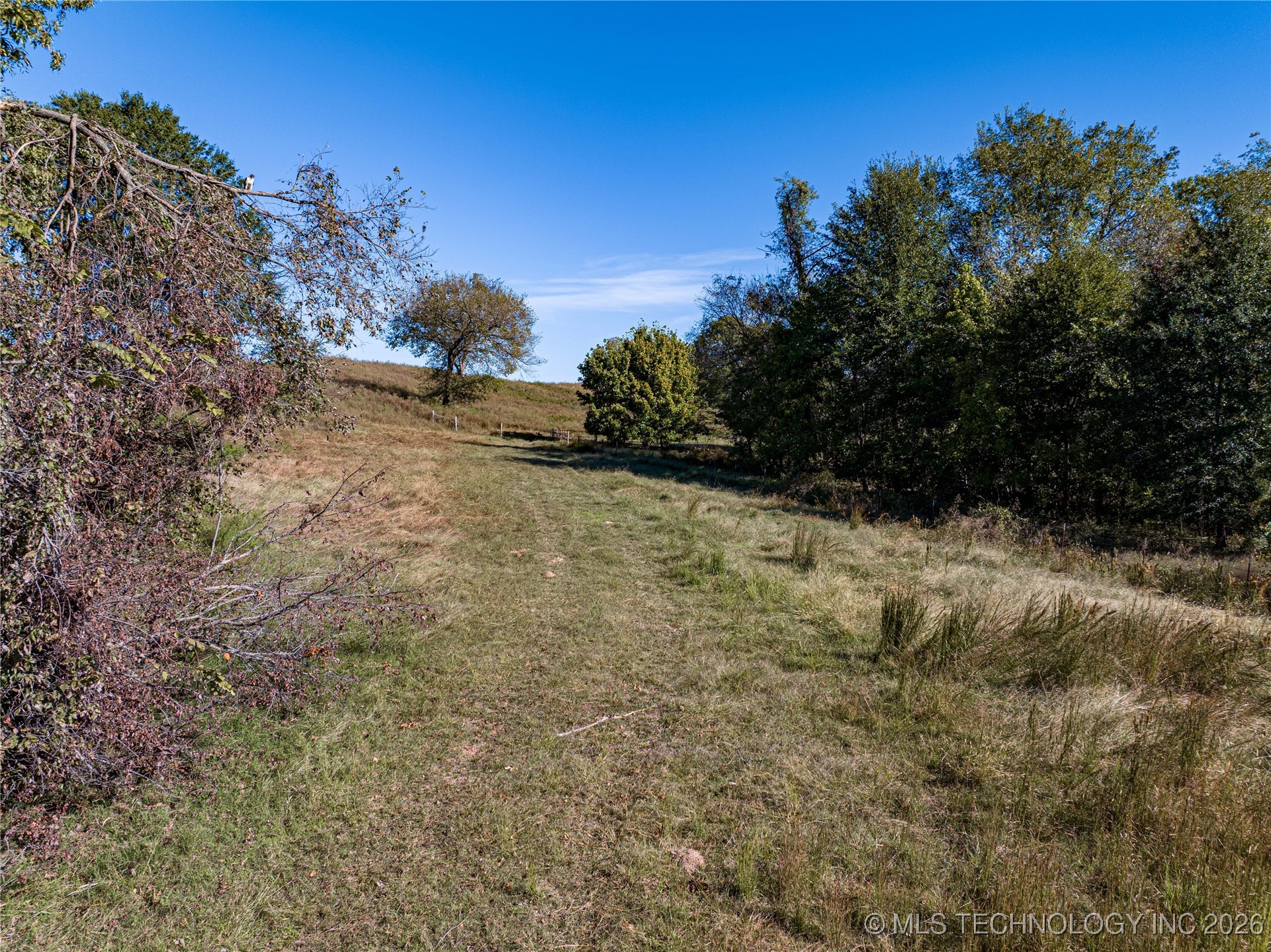 403238 E 1250 Property Photo 35