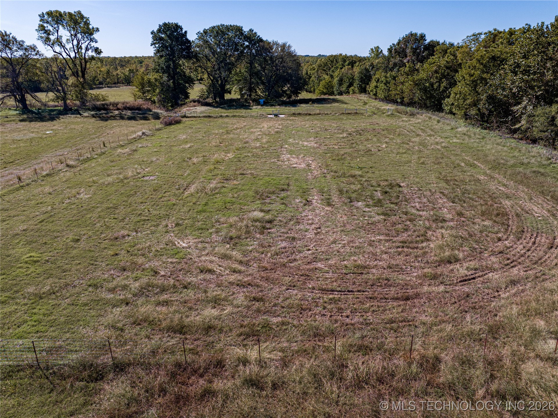 403238 E 1250 Property Photo 52