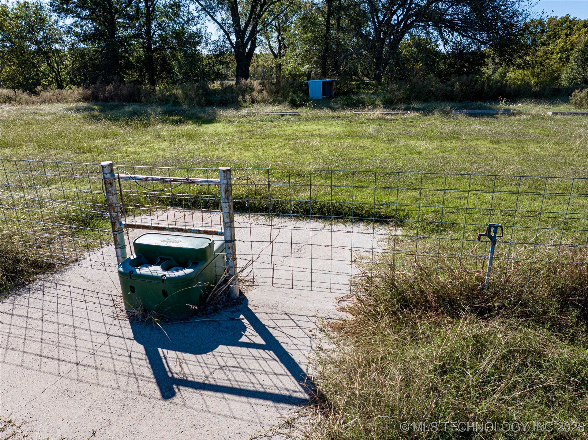 403238 E 1250 Property Photo 53