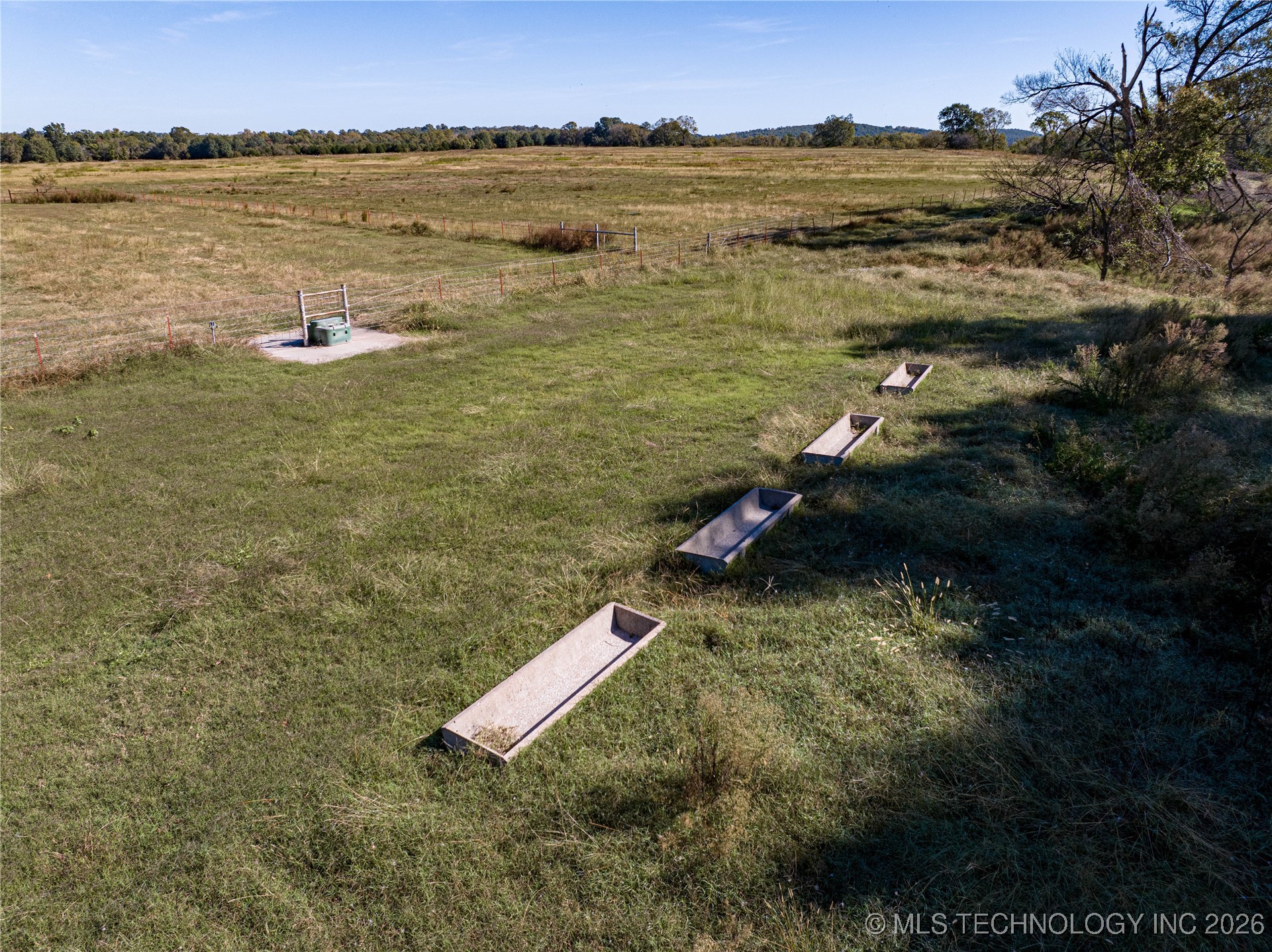 403238 E 1250 Property Photo 54