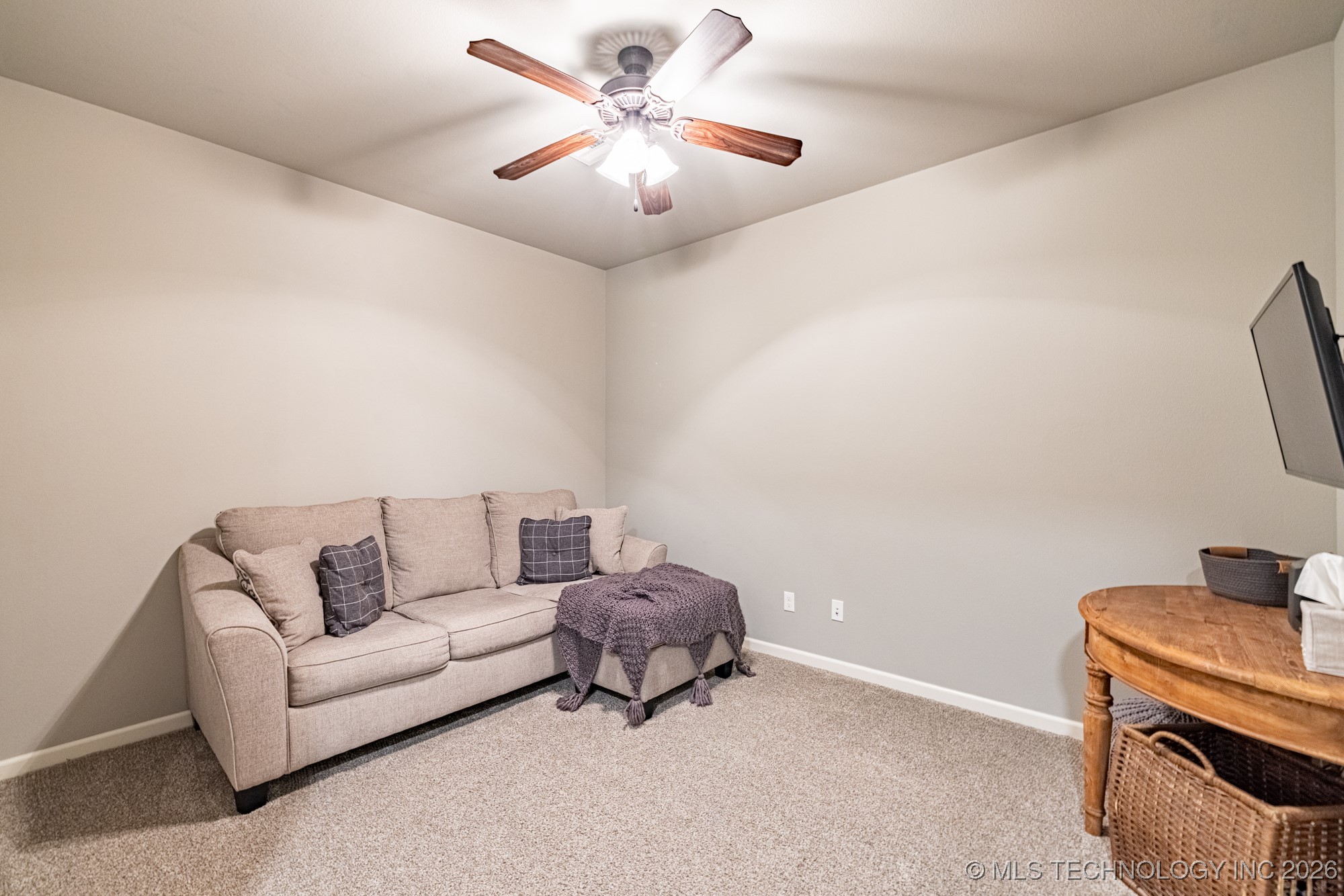 721 E 125th Place S Property Photo 13