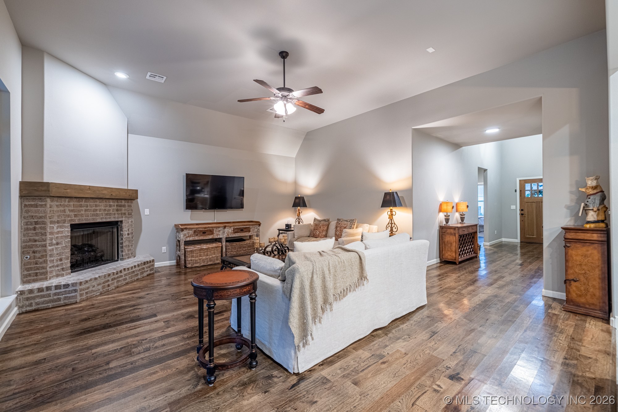 721 E 125th Place S Property Photo 17