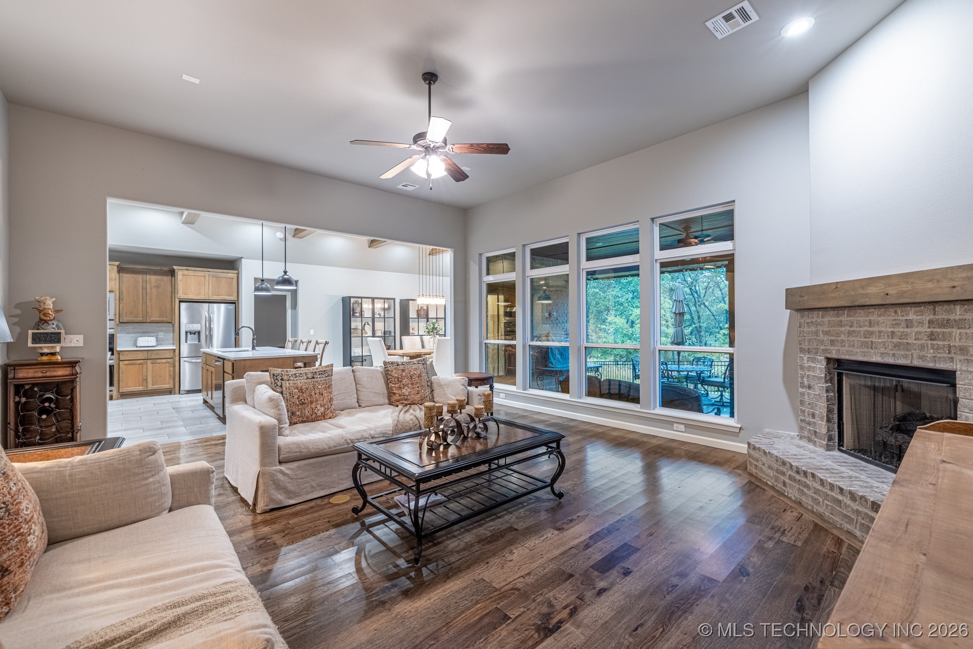 721 E 125th Place S Property Photo 18