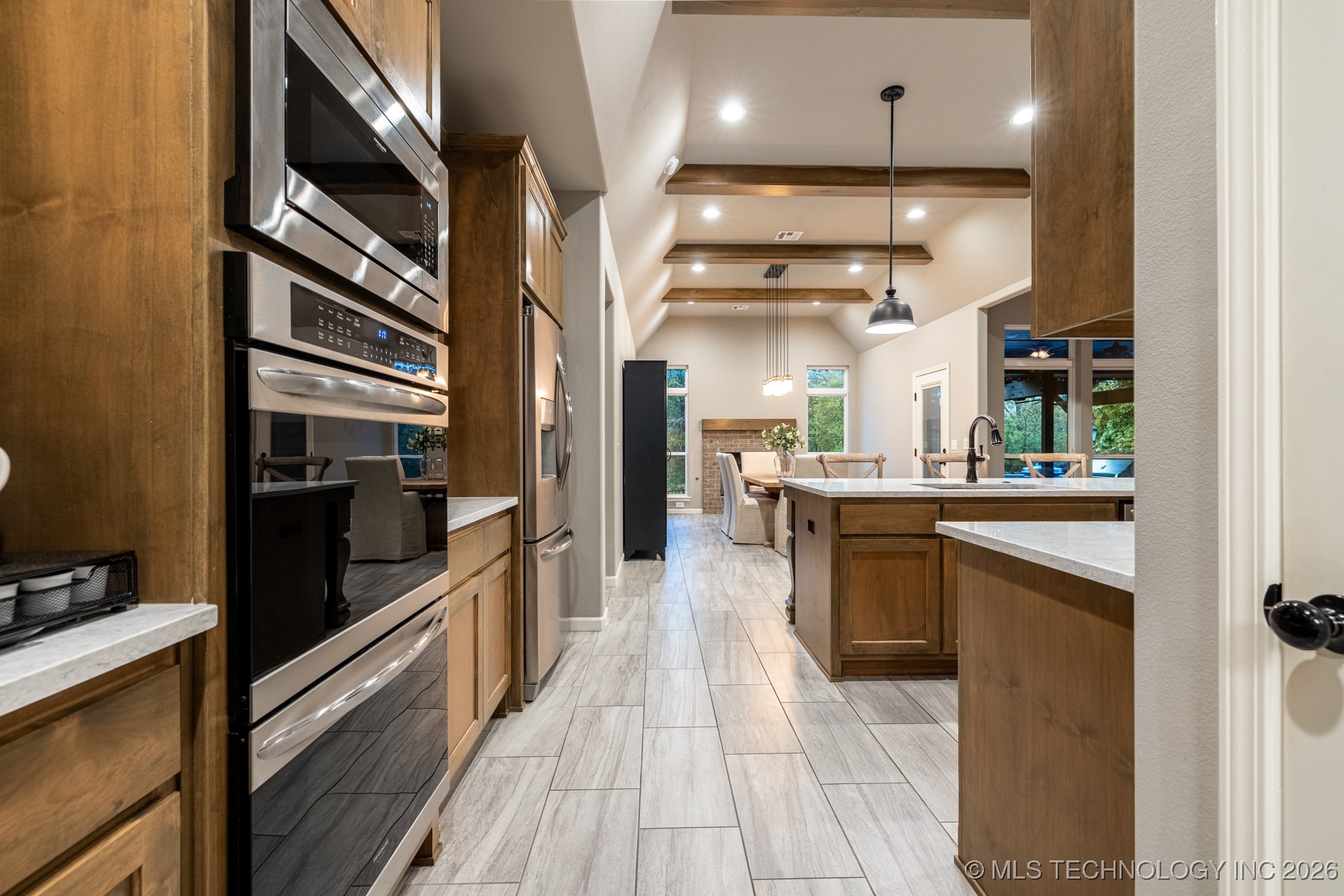 721 E 125th Place S Property Photo 32