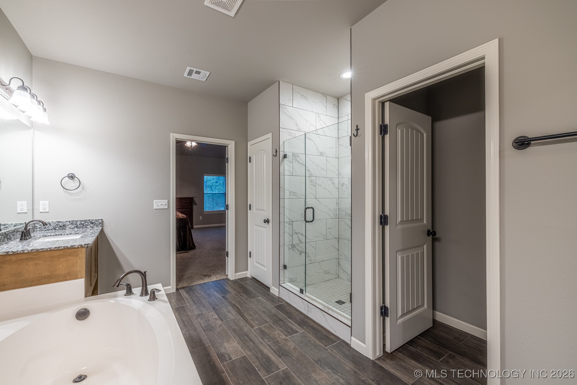 721 E 125th Place S Property Photo 44