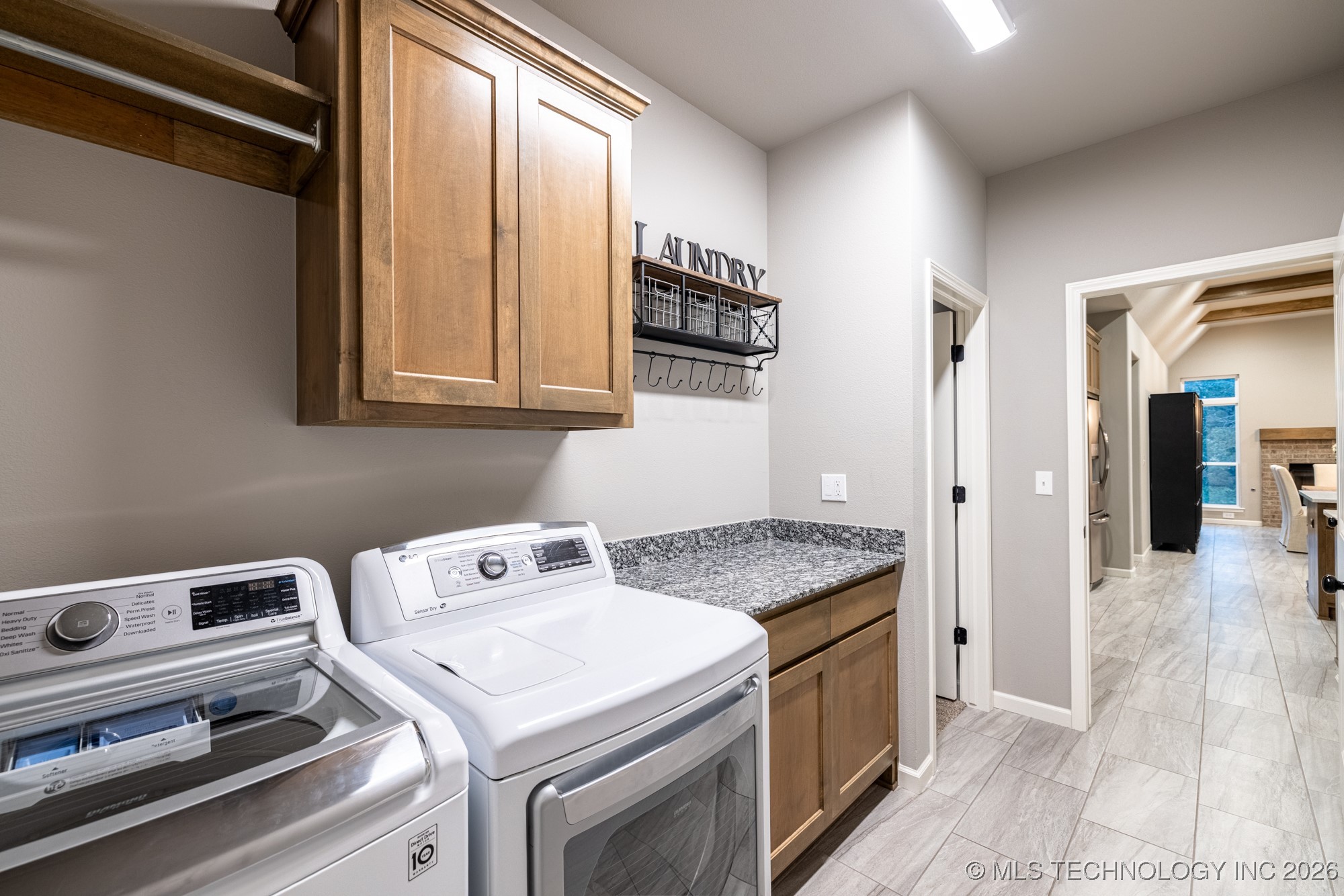 721 E 125th Place S Property Photo 56