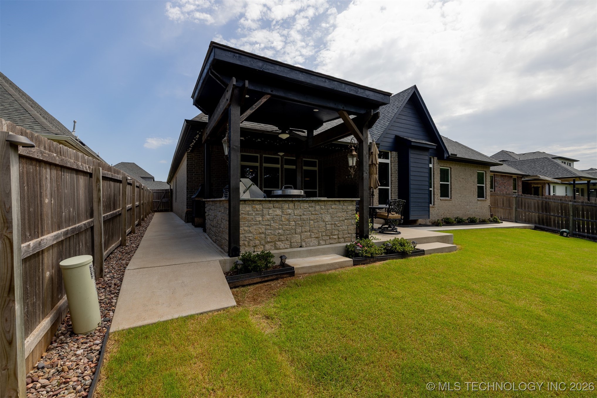 721 E 125th Place S Property Photo 59