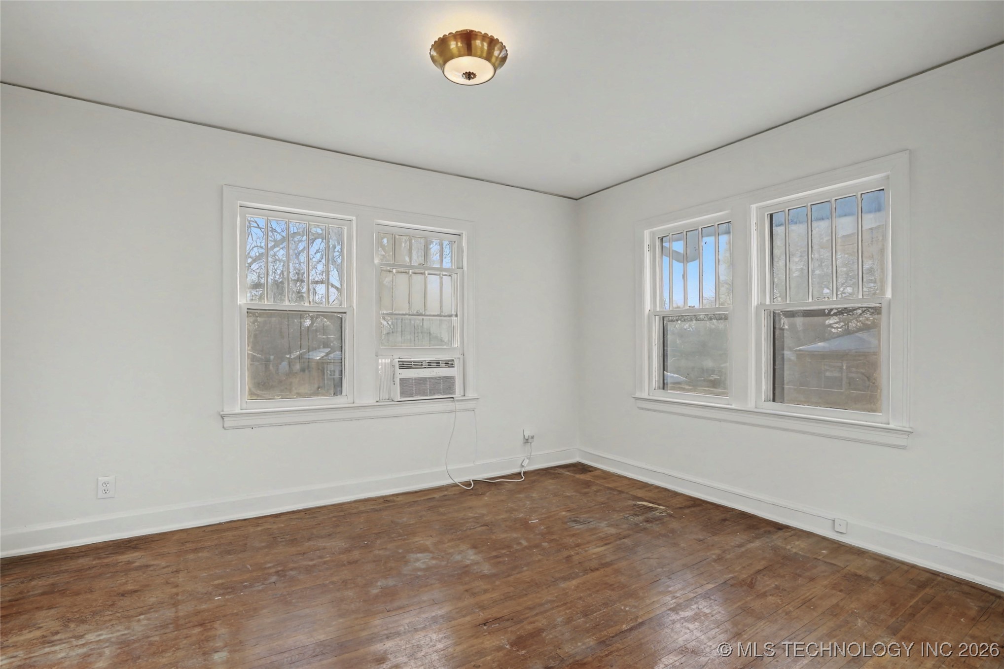 1307 S Frisco Avenue Property Photo 19