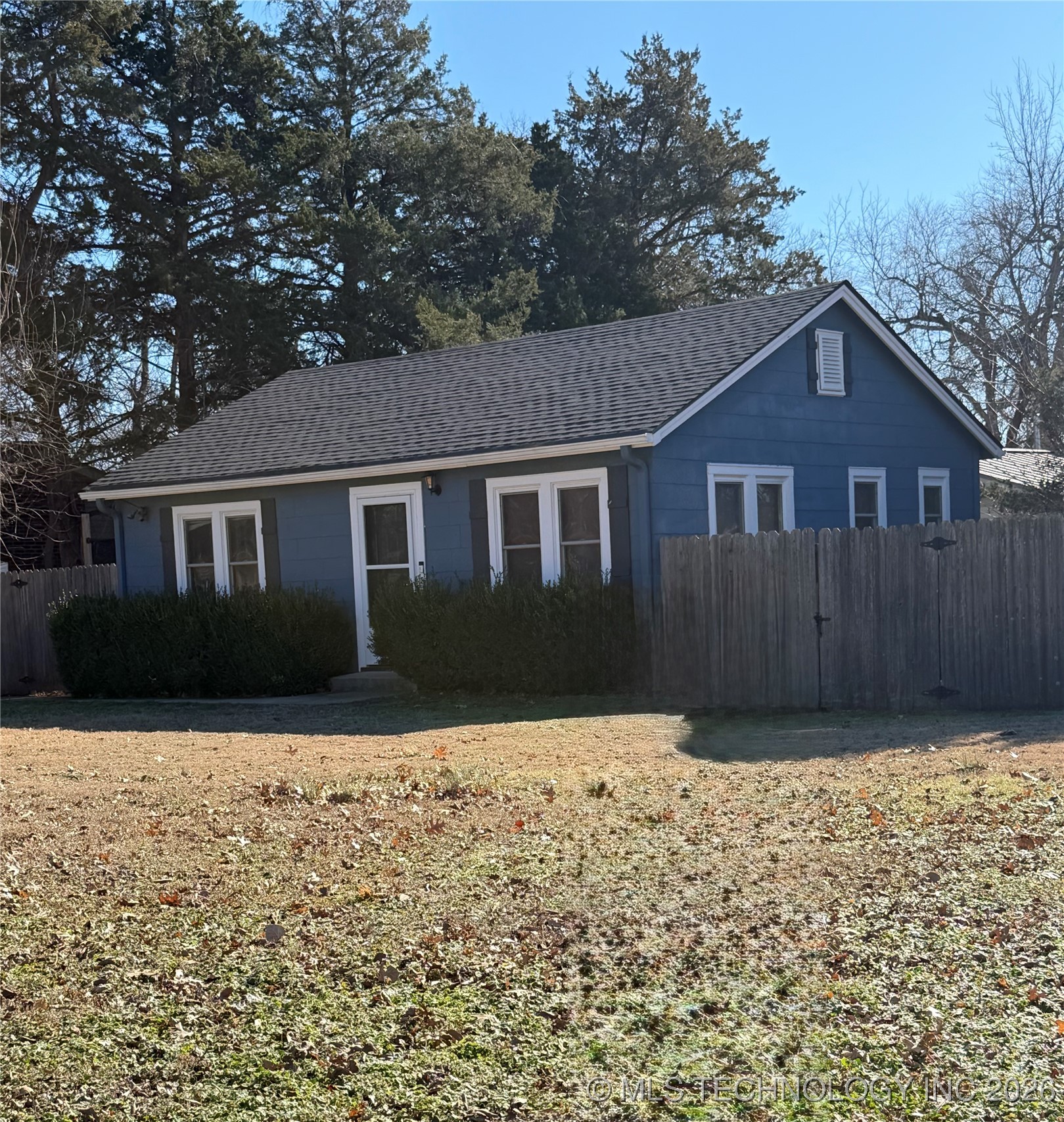 1101 S Knoblock Street Property Photo 1