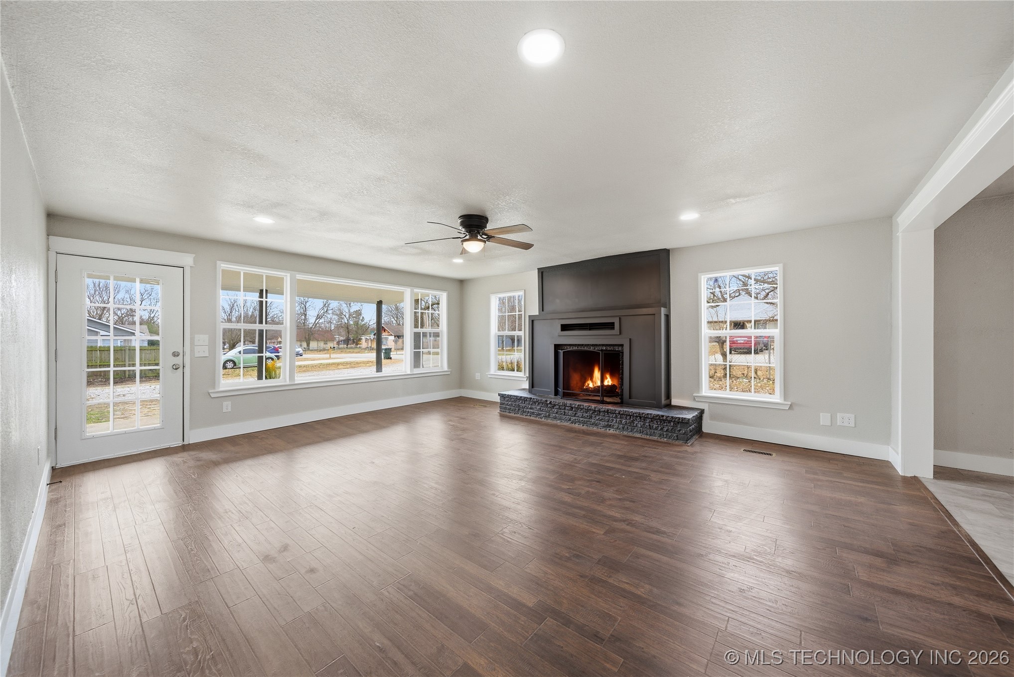 809 N 9th Street Property Photo 4