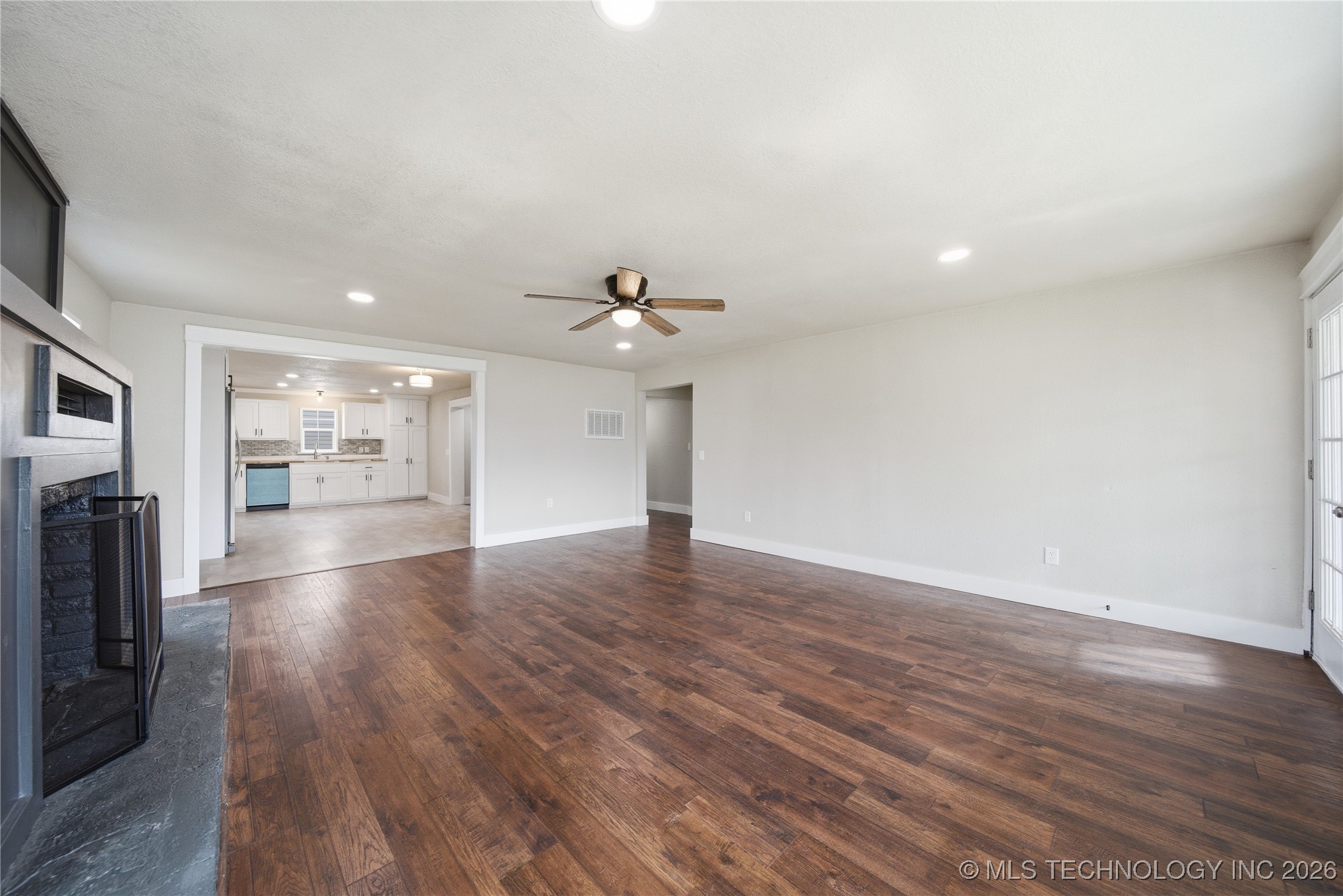 809 N 9th Street Property Photo 5