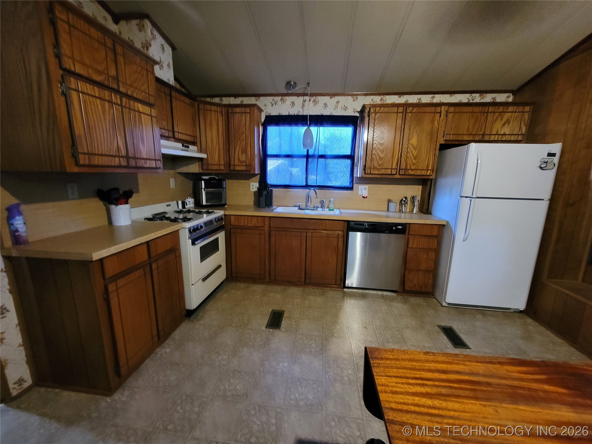 114549 S 4182 Road Property Photo 19