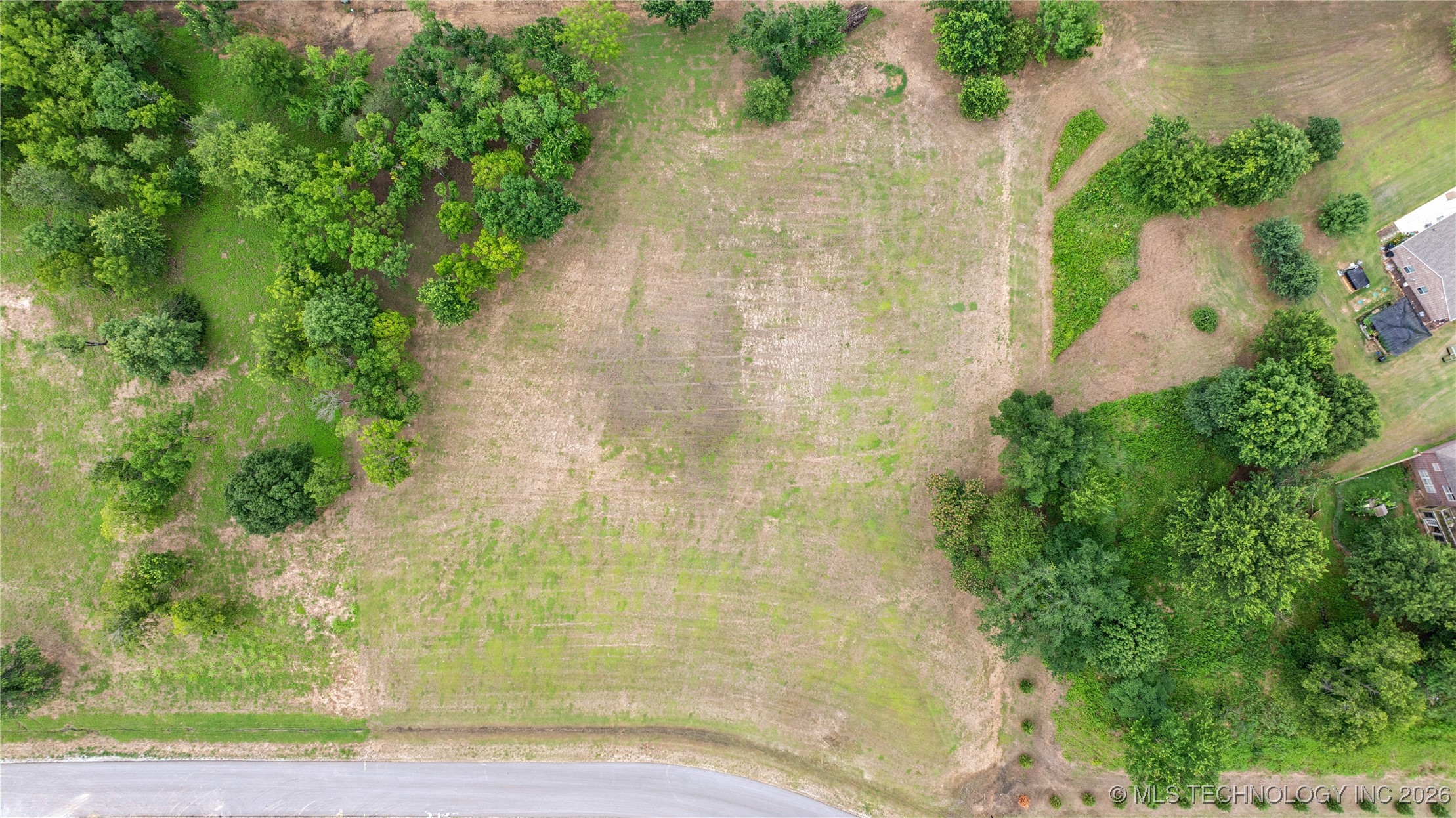 10931 S 216th East Avenue Property Photo 7