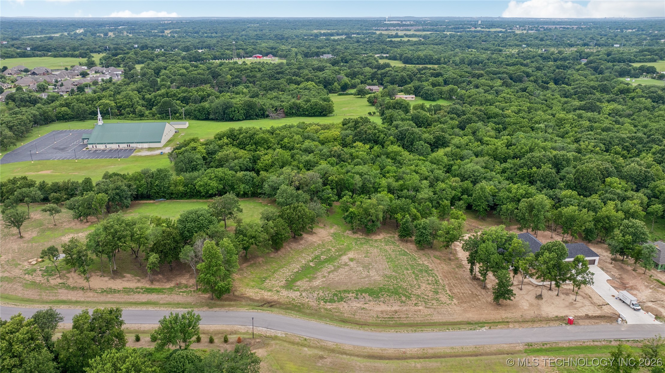 10944 S 216th East Avenue Property Photo 8