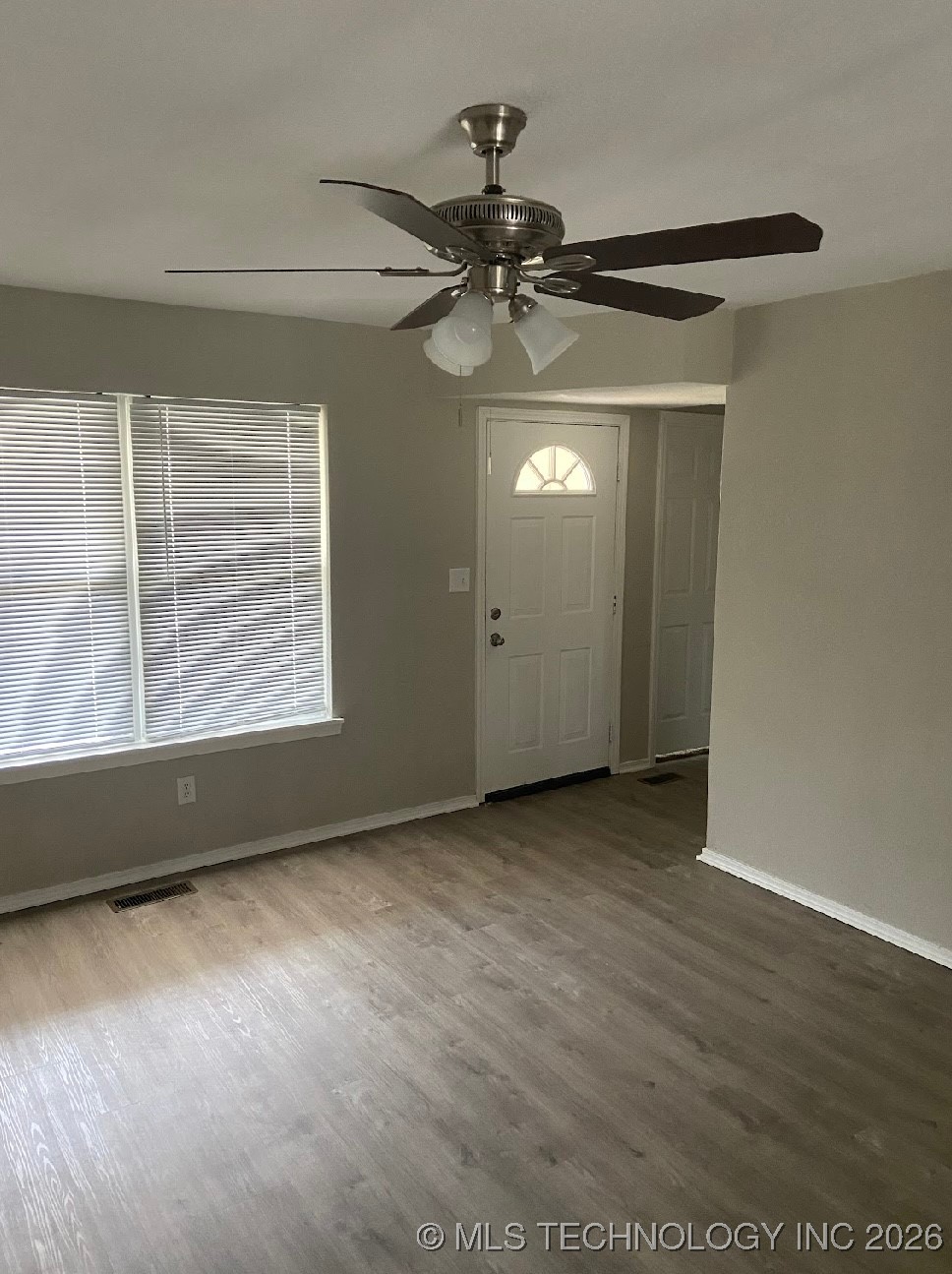 1824 S 119th East Avenue Property Photo 3