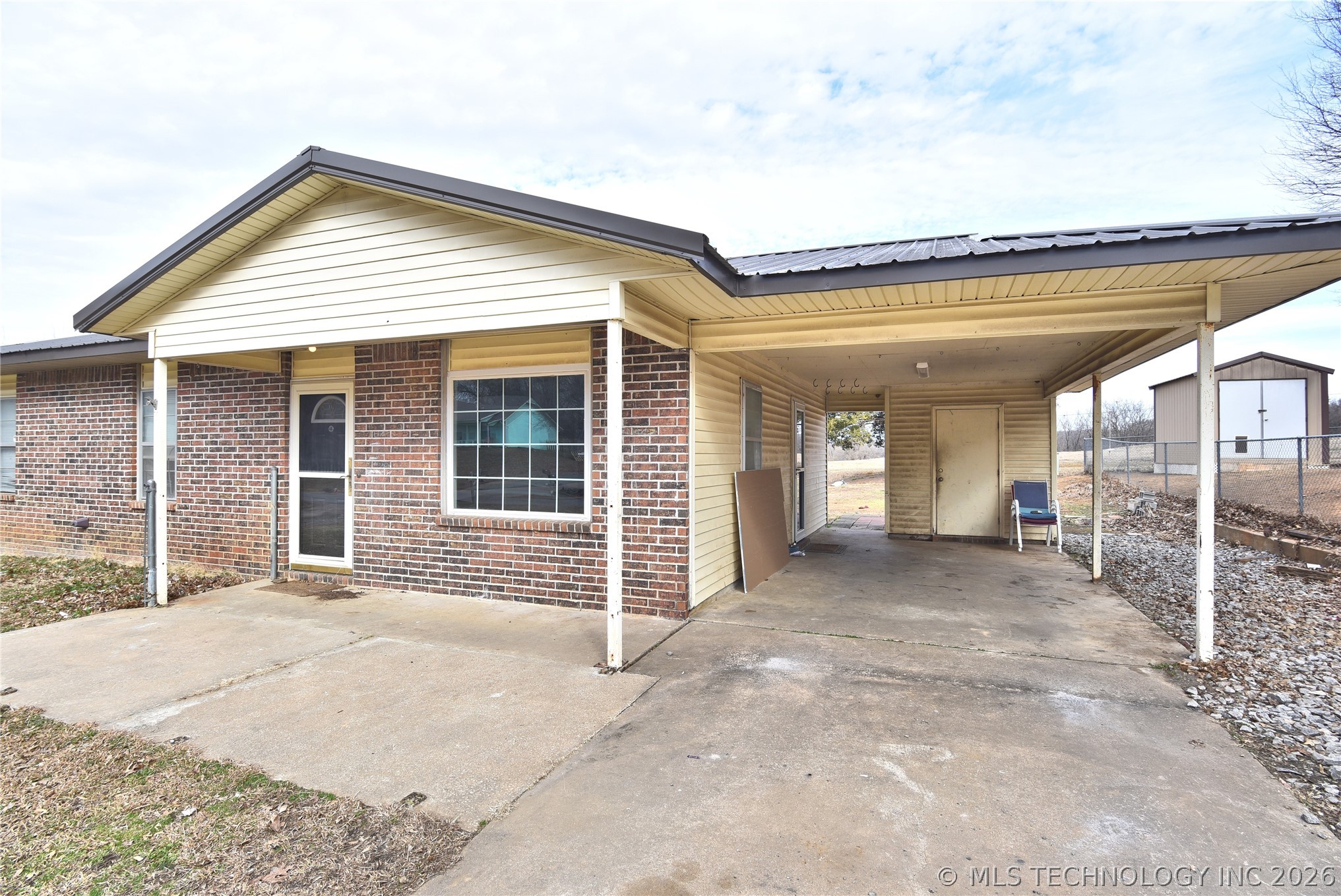 606 Straight Street Property Photo 3