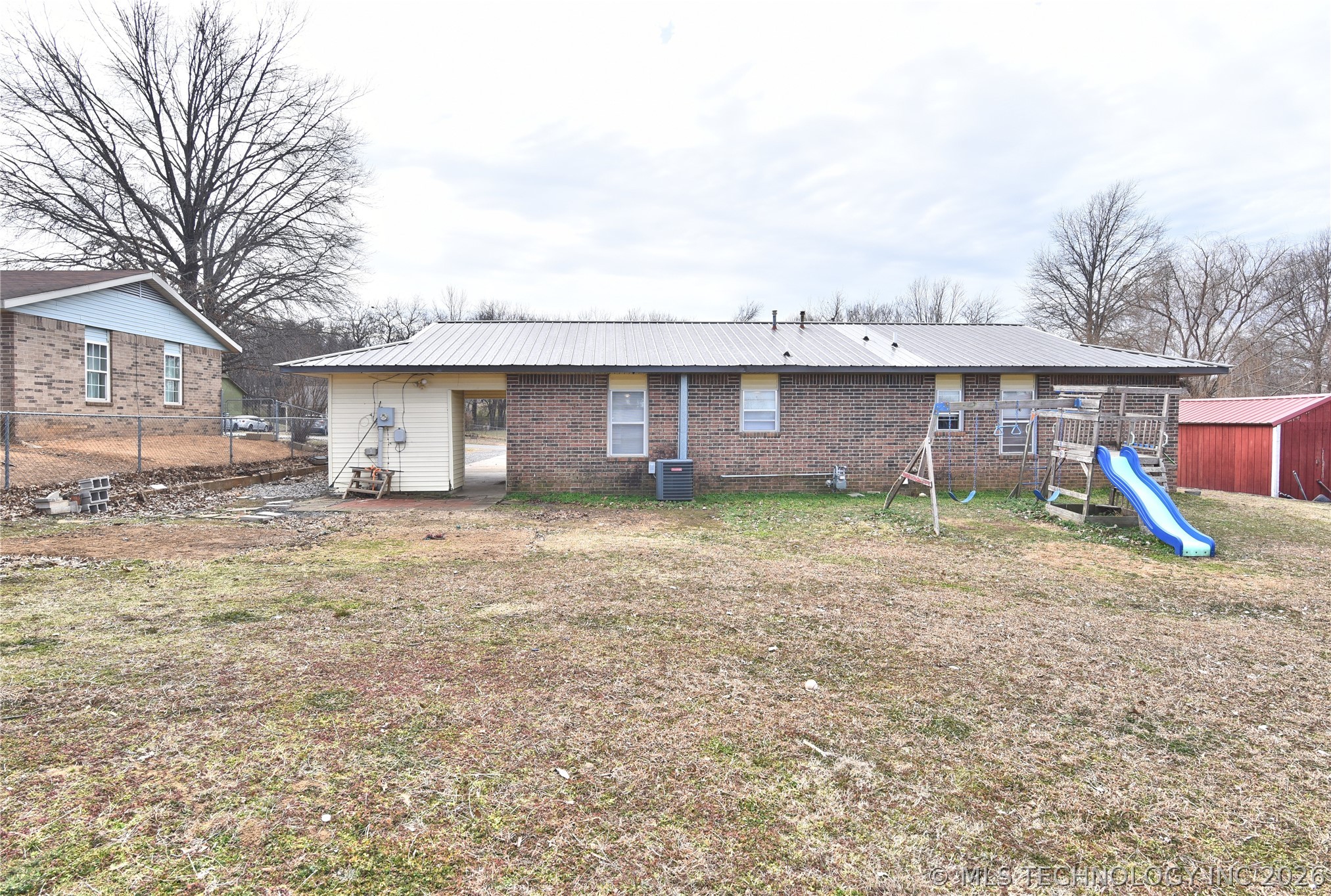 606 Straight Street Property Photo 25