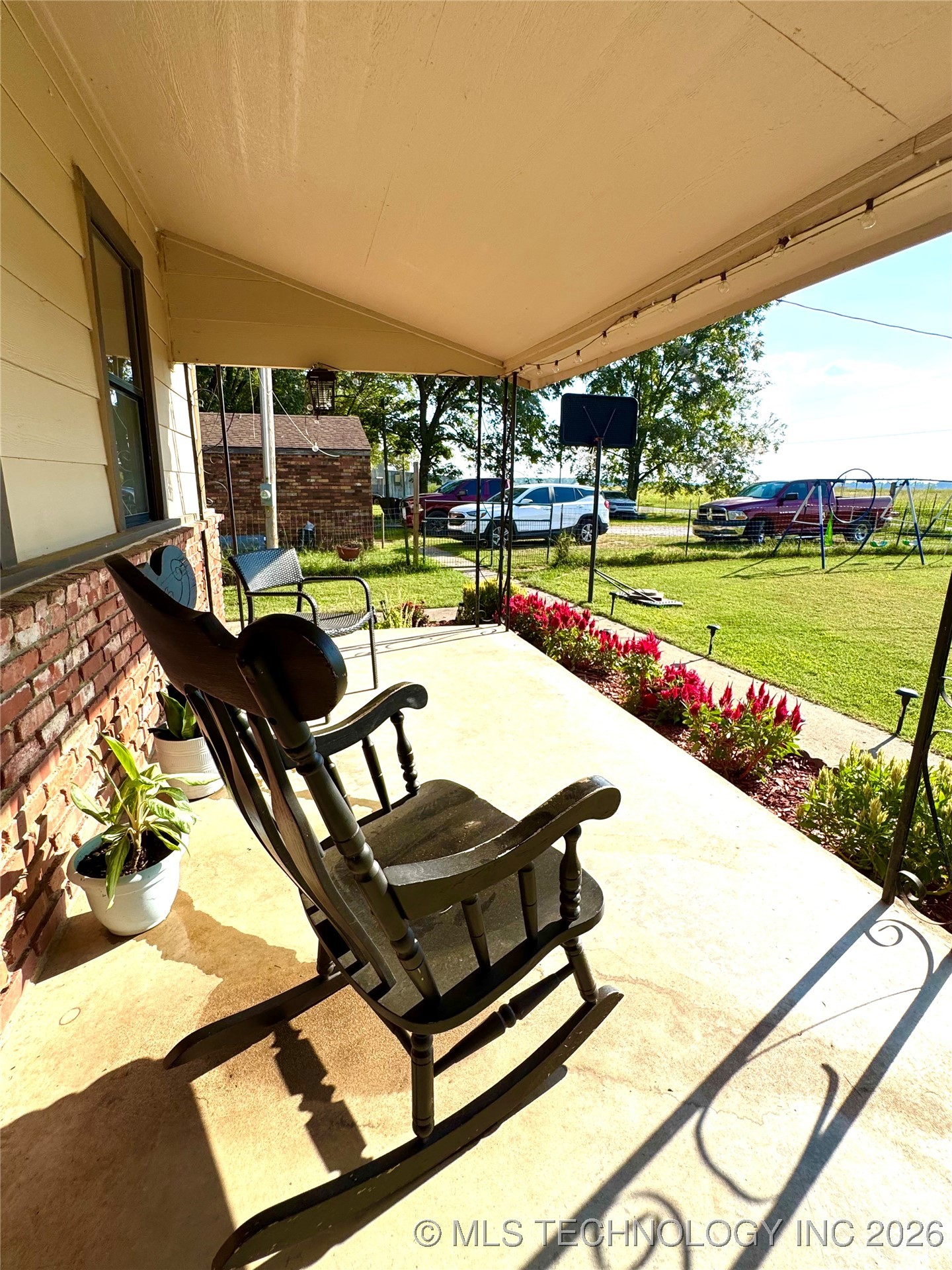 17405 S Garnett Road Property Photo 6