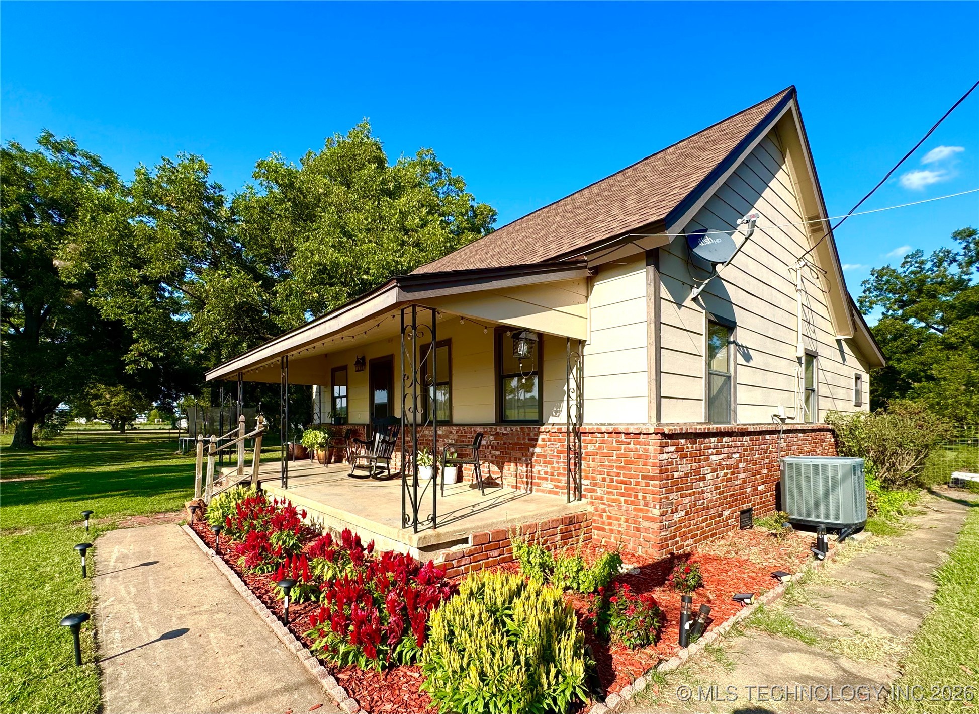 17405 S Garnett Road Property Photo 8