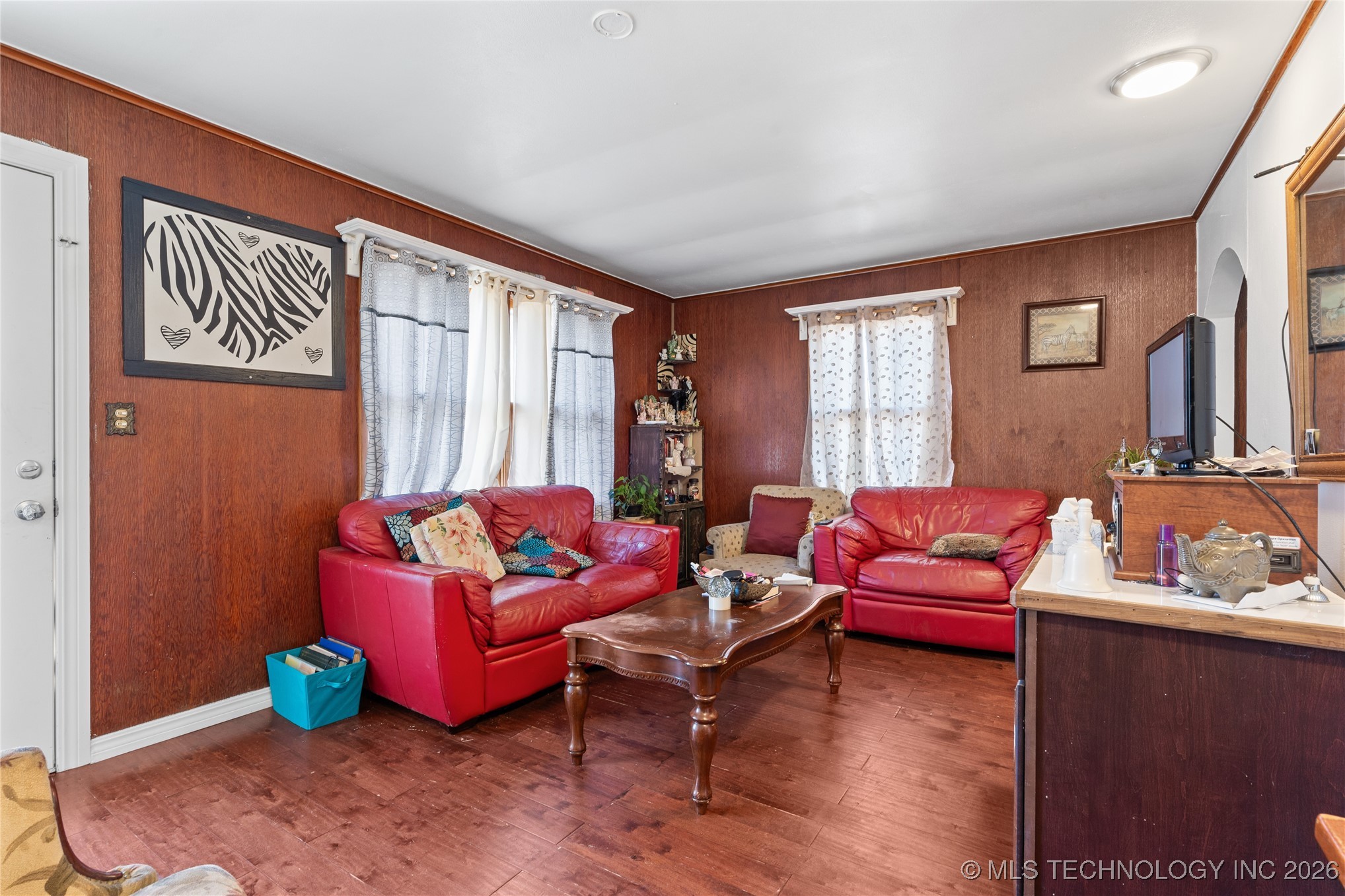 708 Ne A Street Property Photo 3