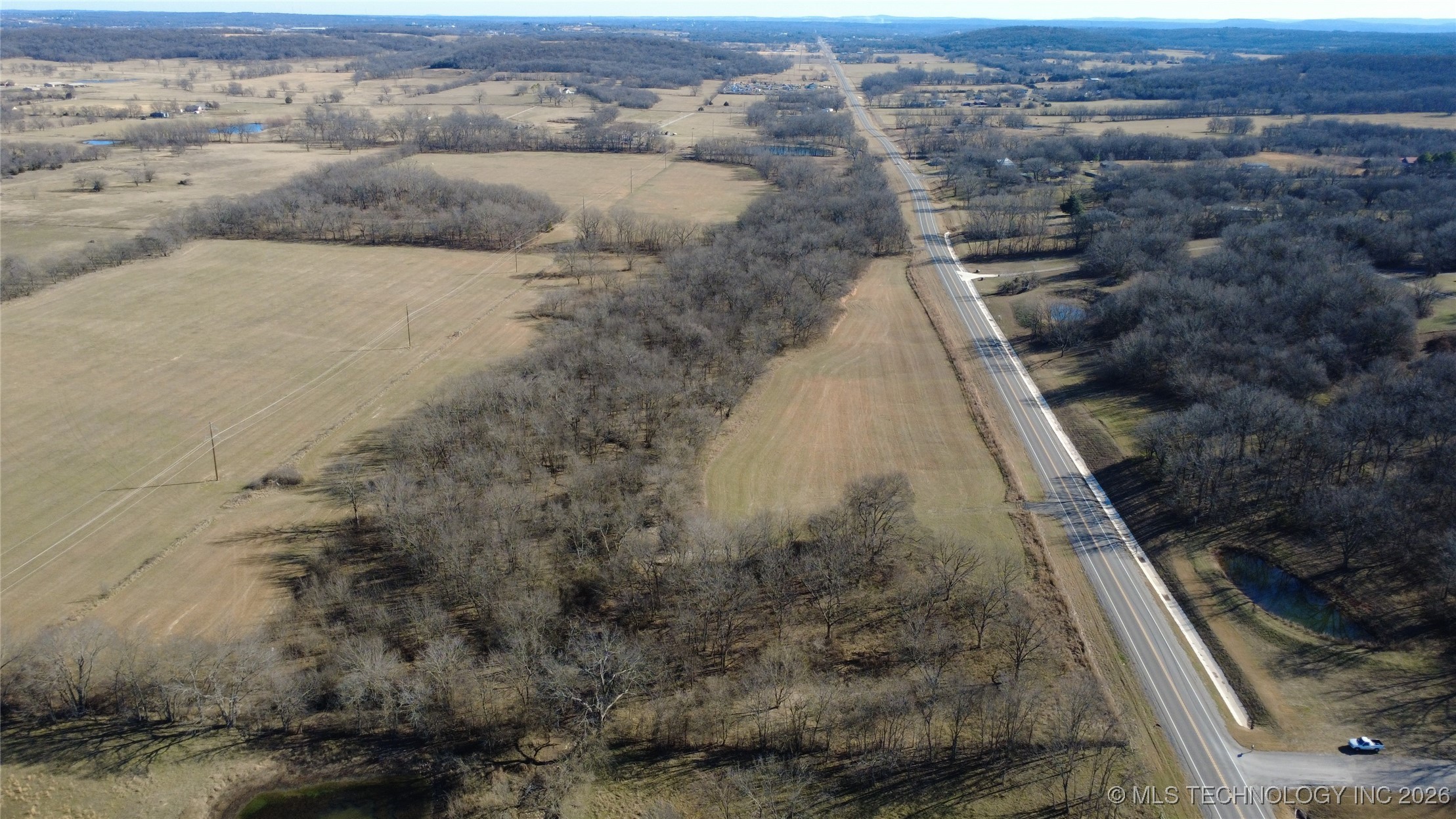 13788 W 770 Road Property Photo 4