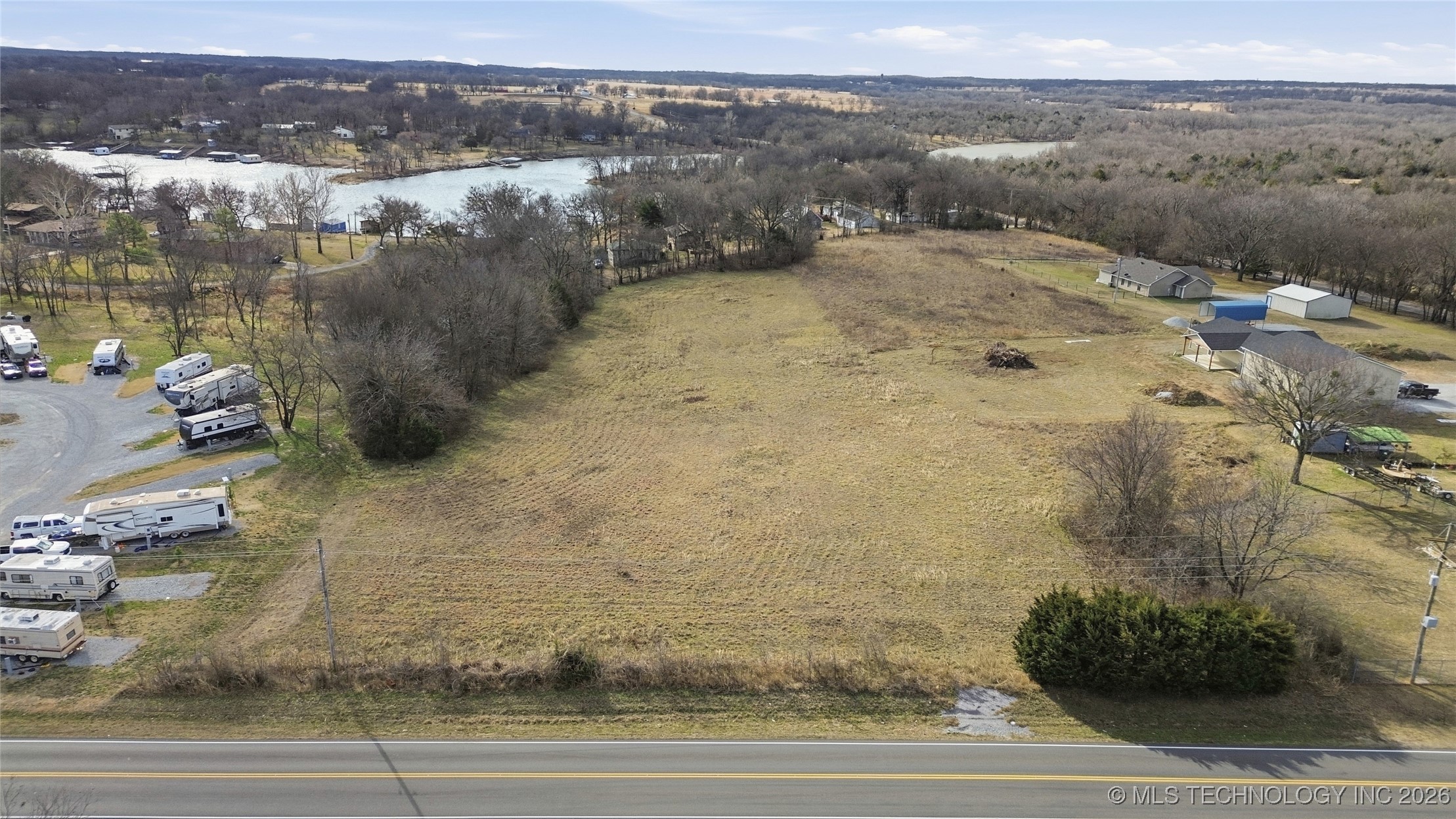 5094 E 420 Road Property Photo 2