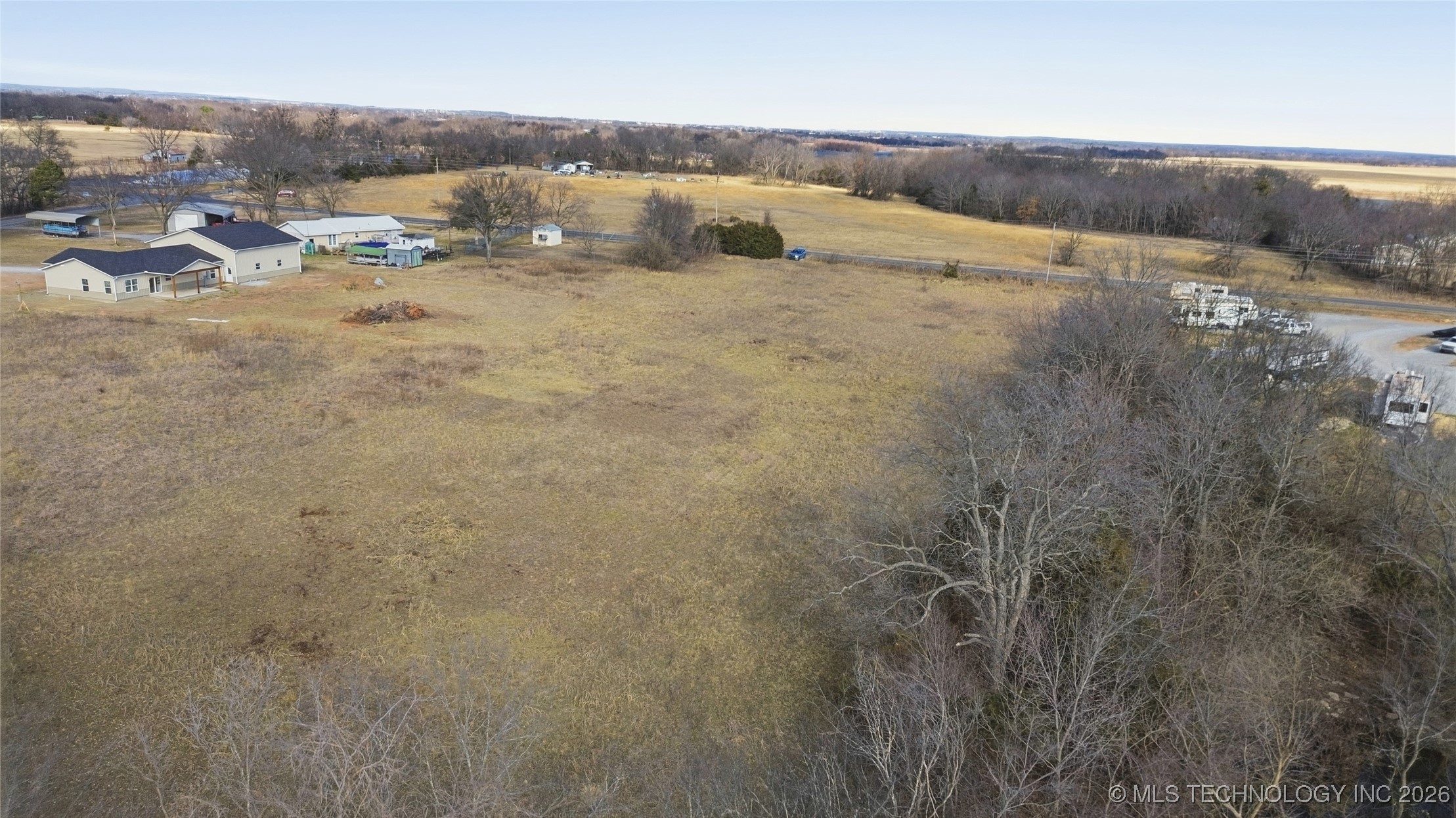 5094 E 420 Road Property Photo 4