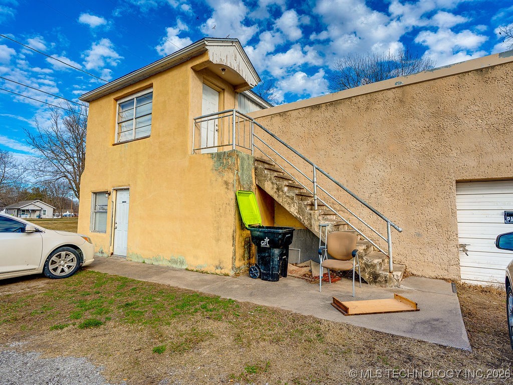 608 N Cherry Street Property Photo 4