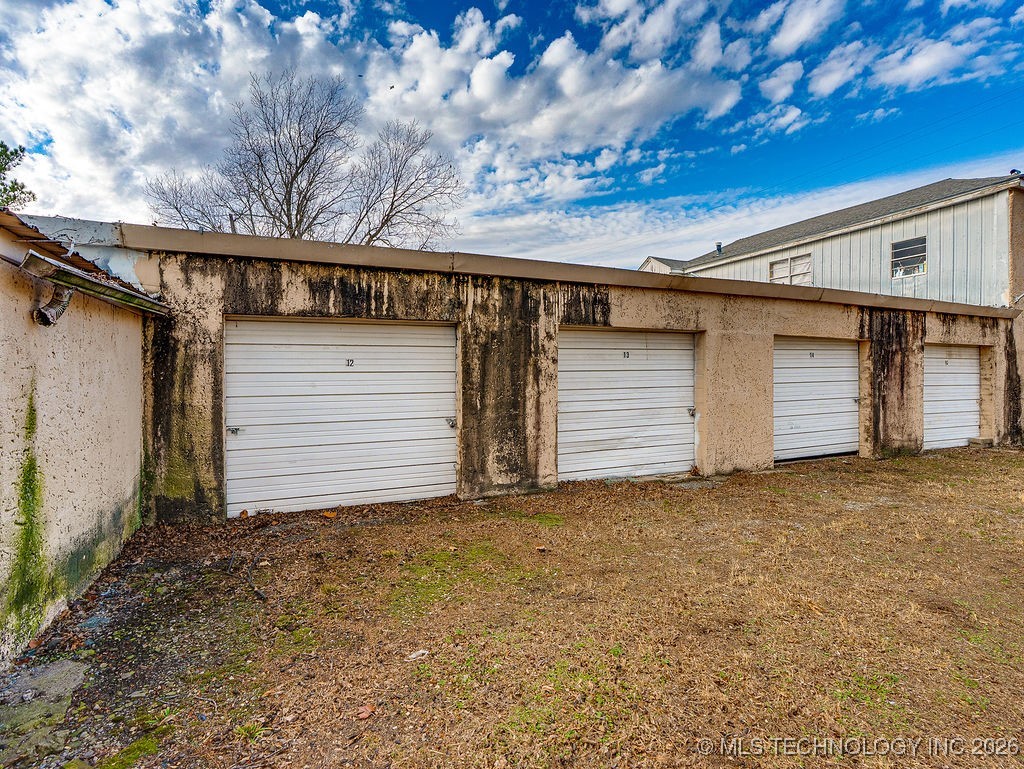 608 N Cherry Street Property Photo 7