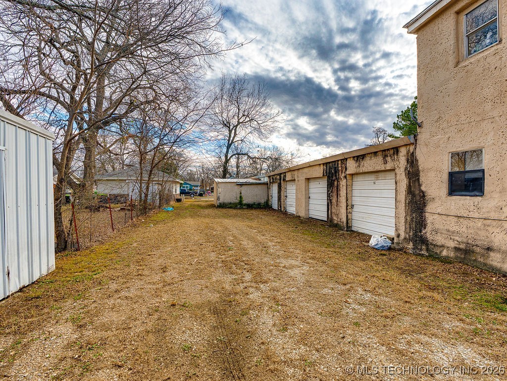 608 N Cherry Street Property Photo 8