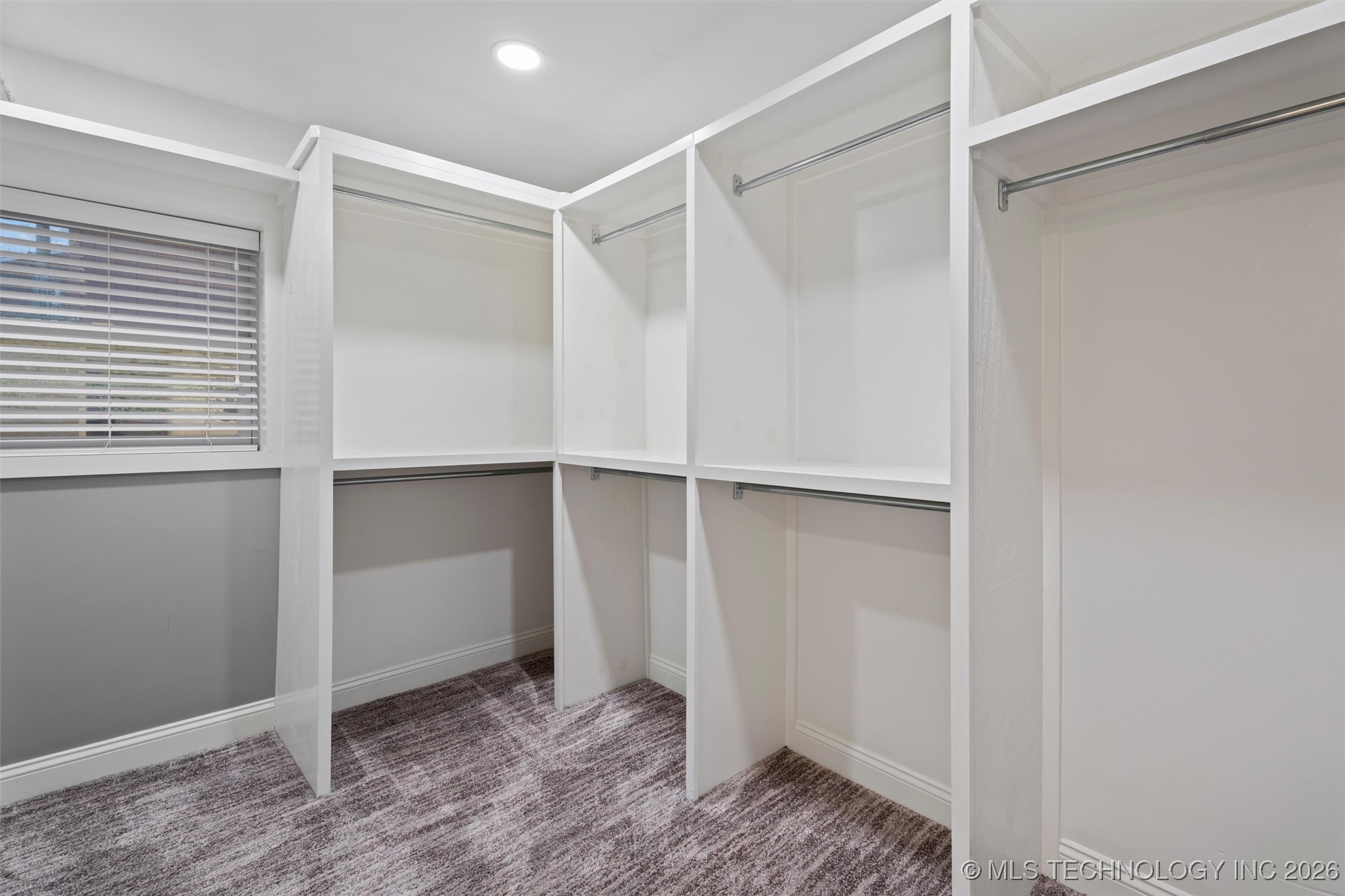 221 E 18th Street Property Photo 25