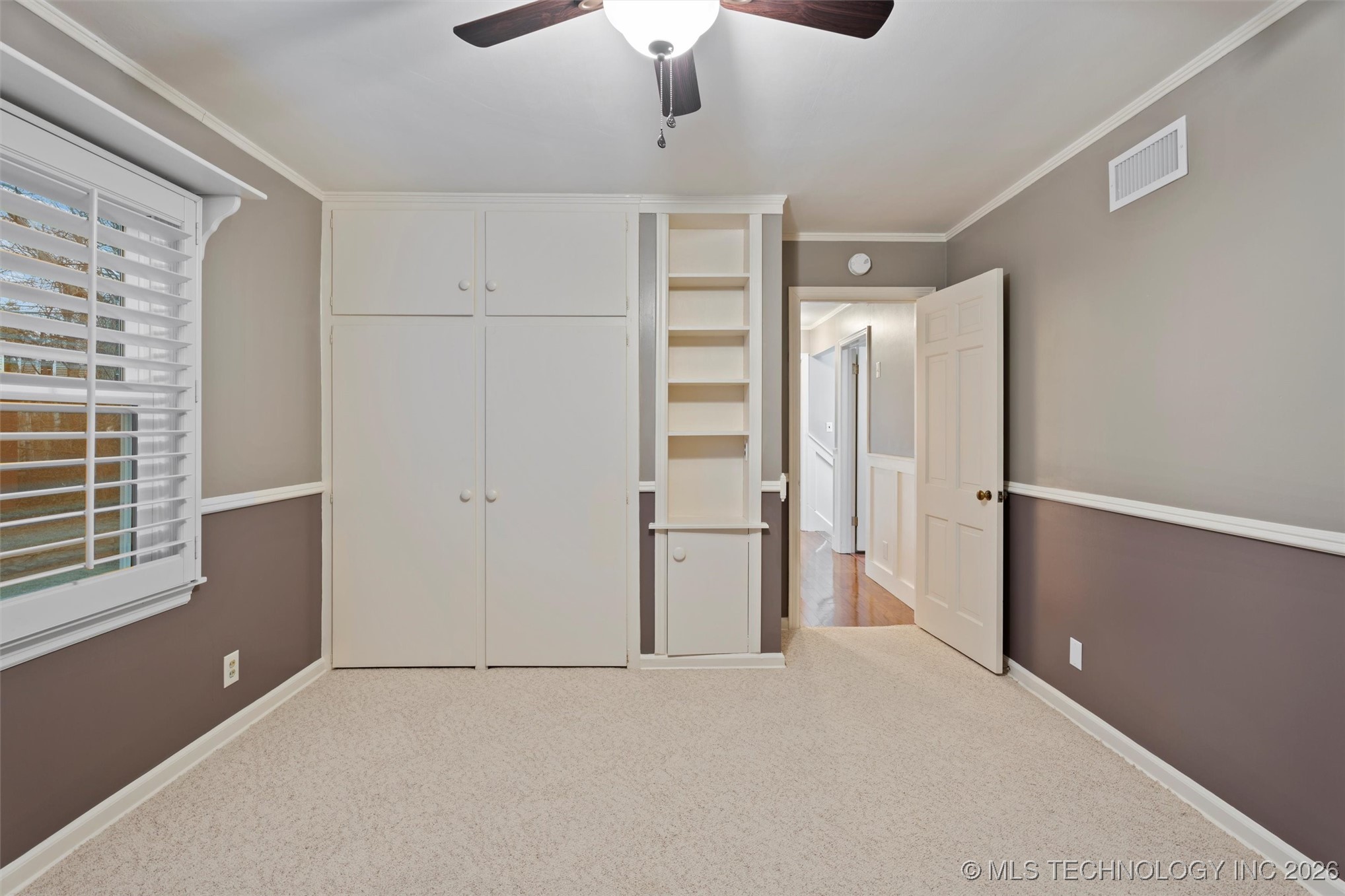 221 E 18th Street Property Photo 39