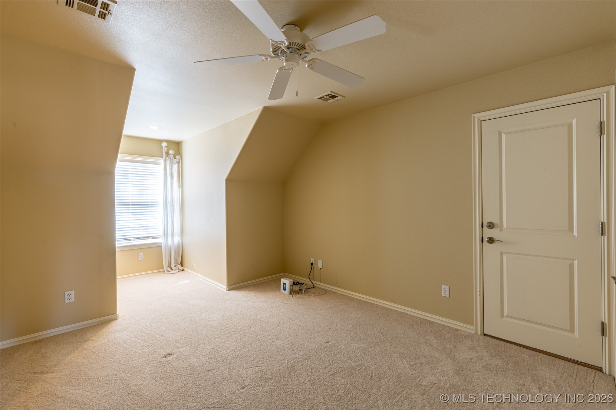 2325 W Lowry Road Property Photo 24