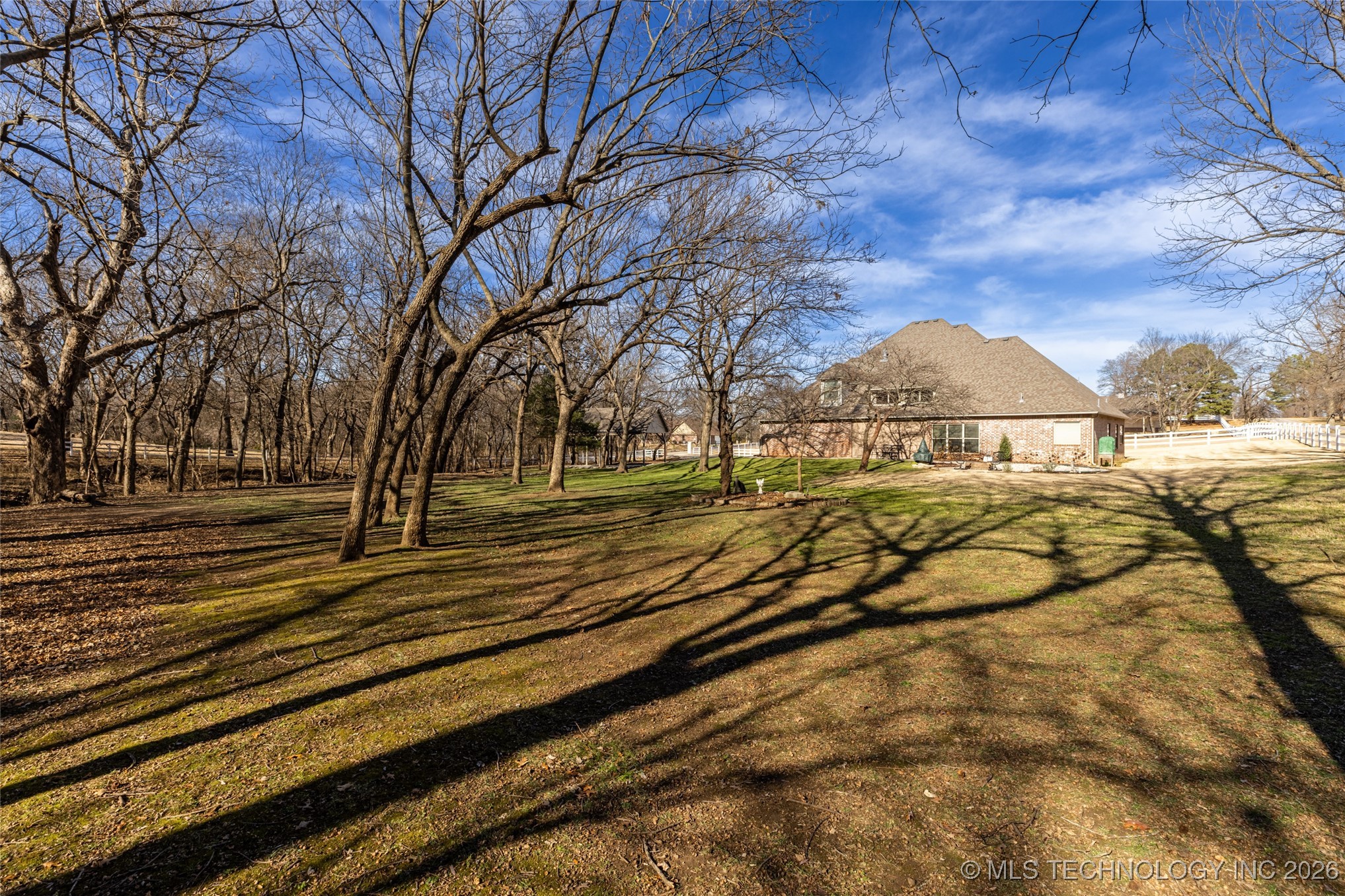 2325 W Lowry Road Property Photo 39