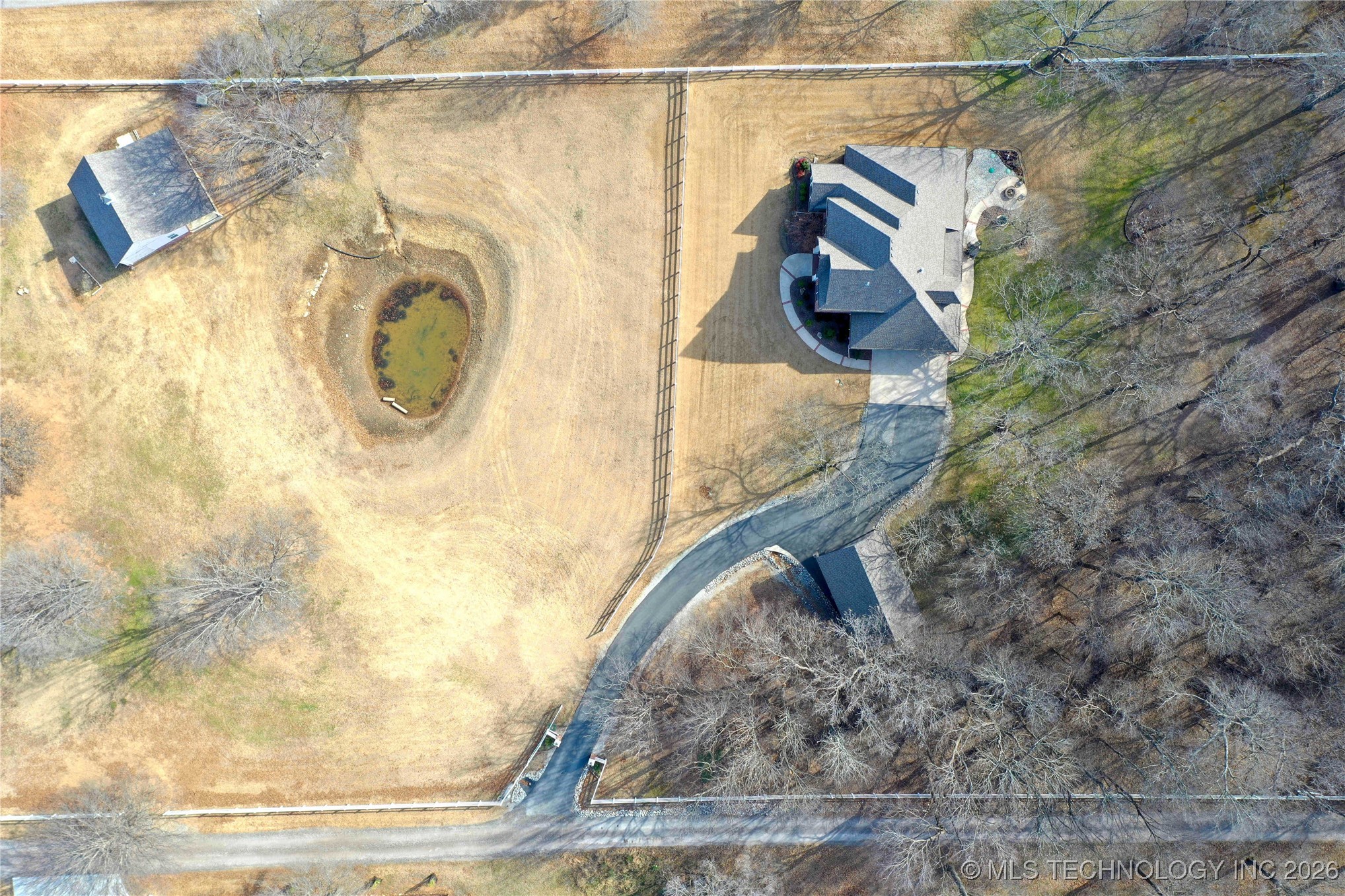 2325 W Lowry Road Property Photo 51