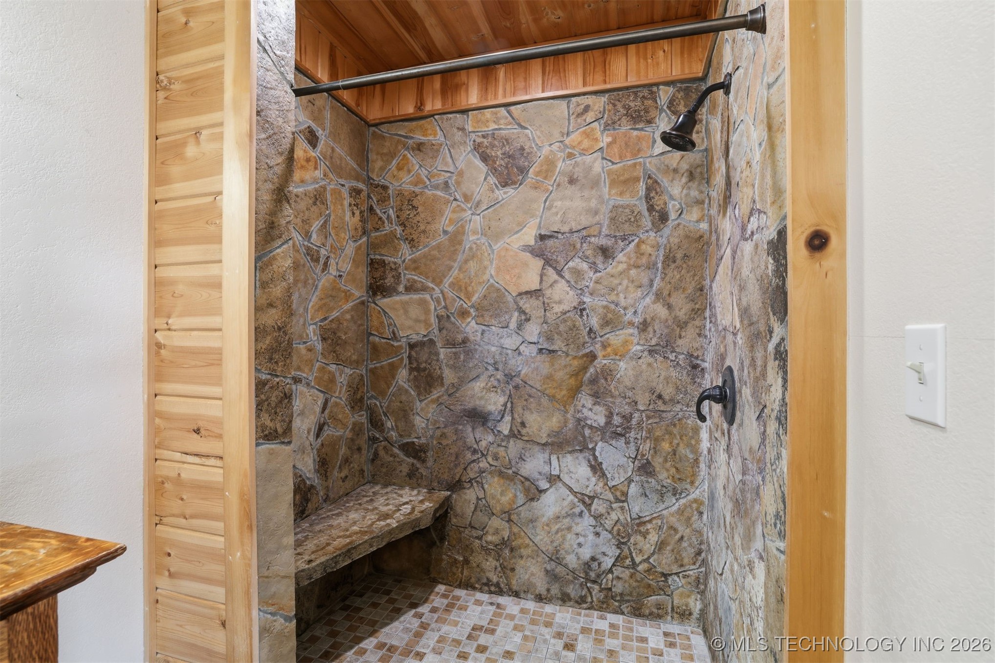 1115 Lake Lane Property Photo 9