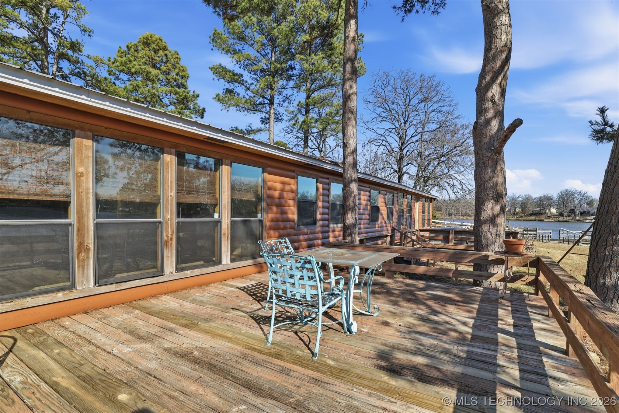 1115 Lake Lane Property Photo 18