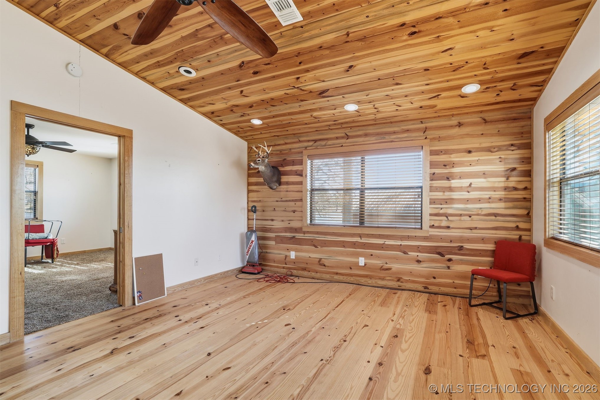 1115 Lake Lane Property Photo 32