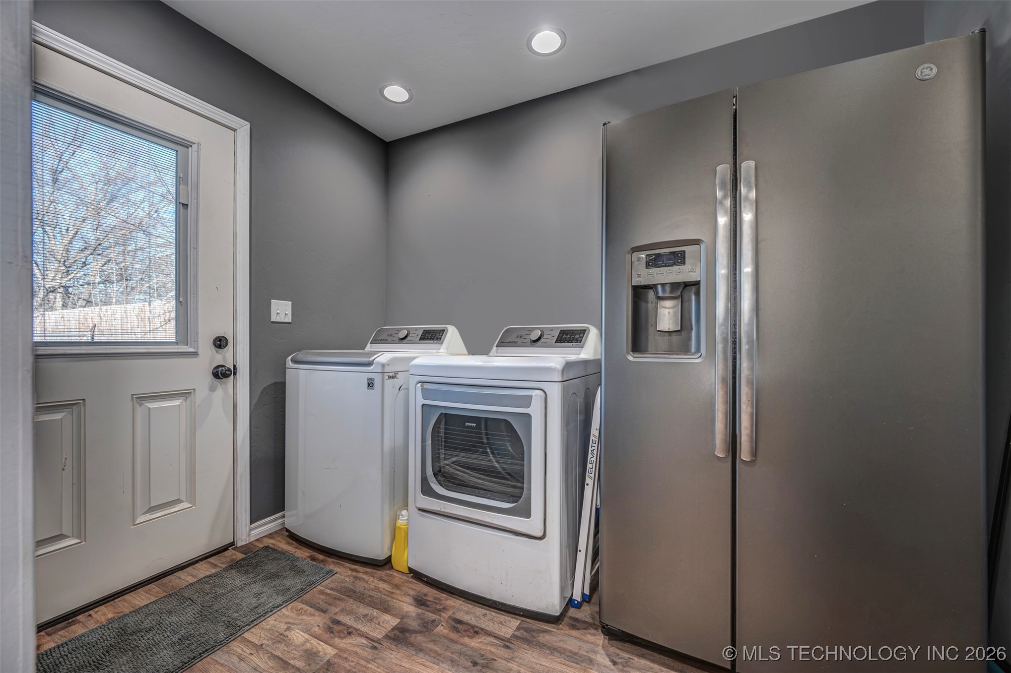 604 E Broadway Property Photo 12