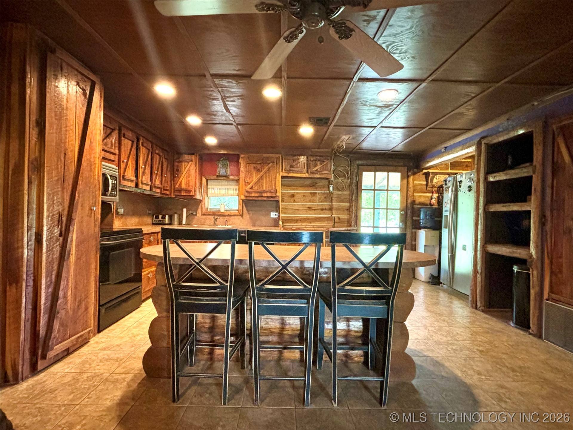 21170 S 270 Road Property Photo 4