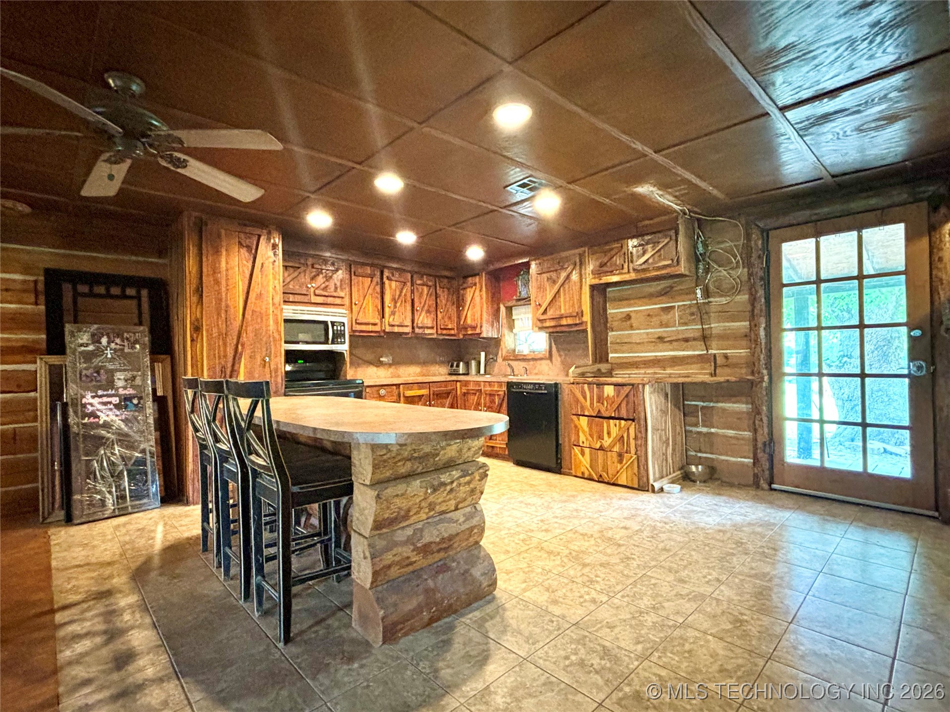 21170 S 270 Road Property Photo 5